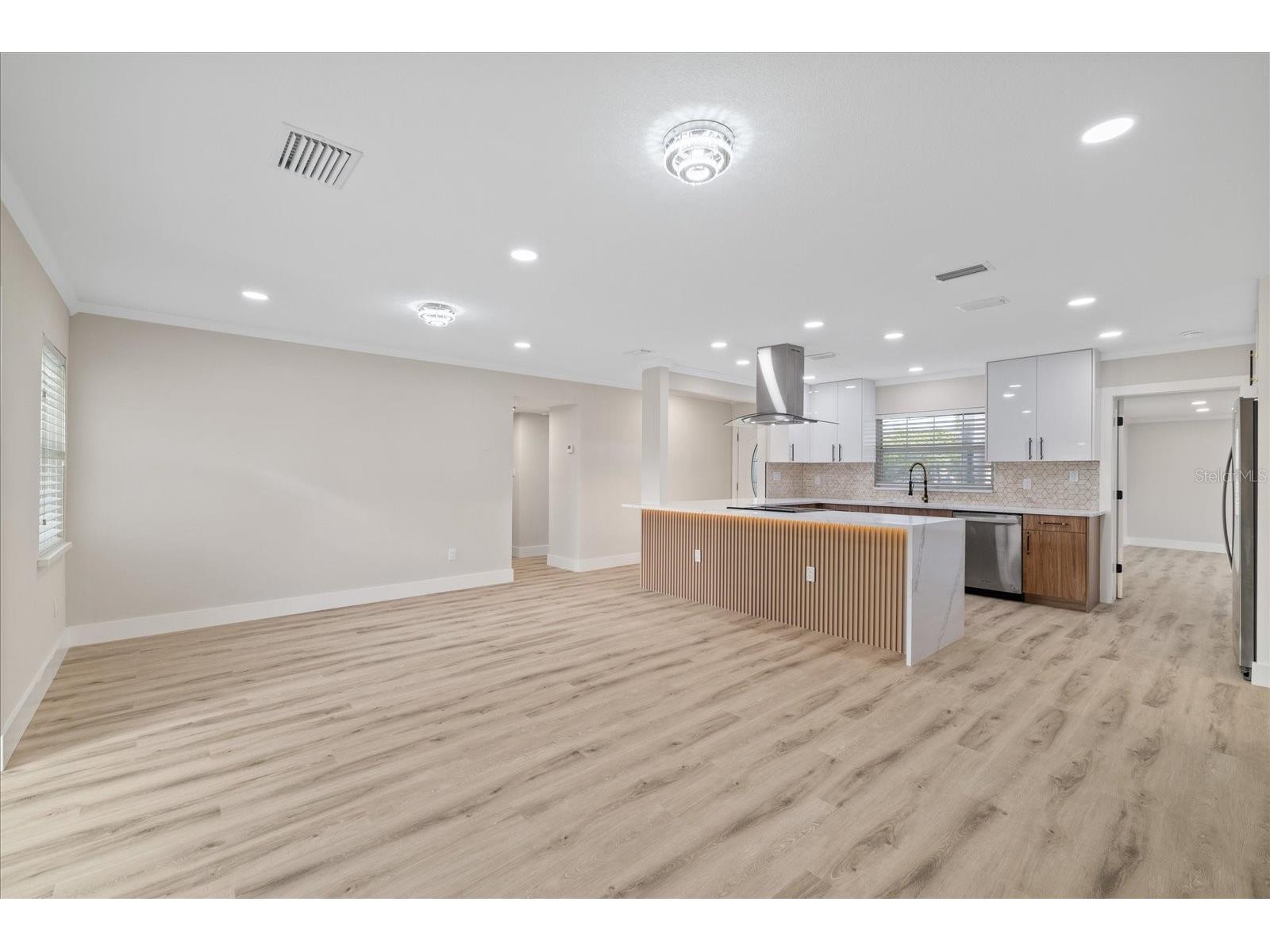 504 Driftwood Drive E Palm Harbor FL 34683 TB8464826 image10