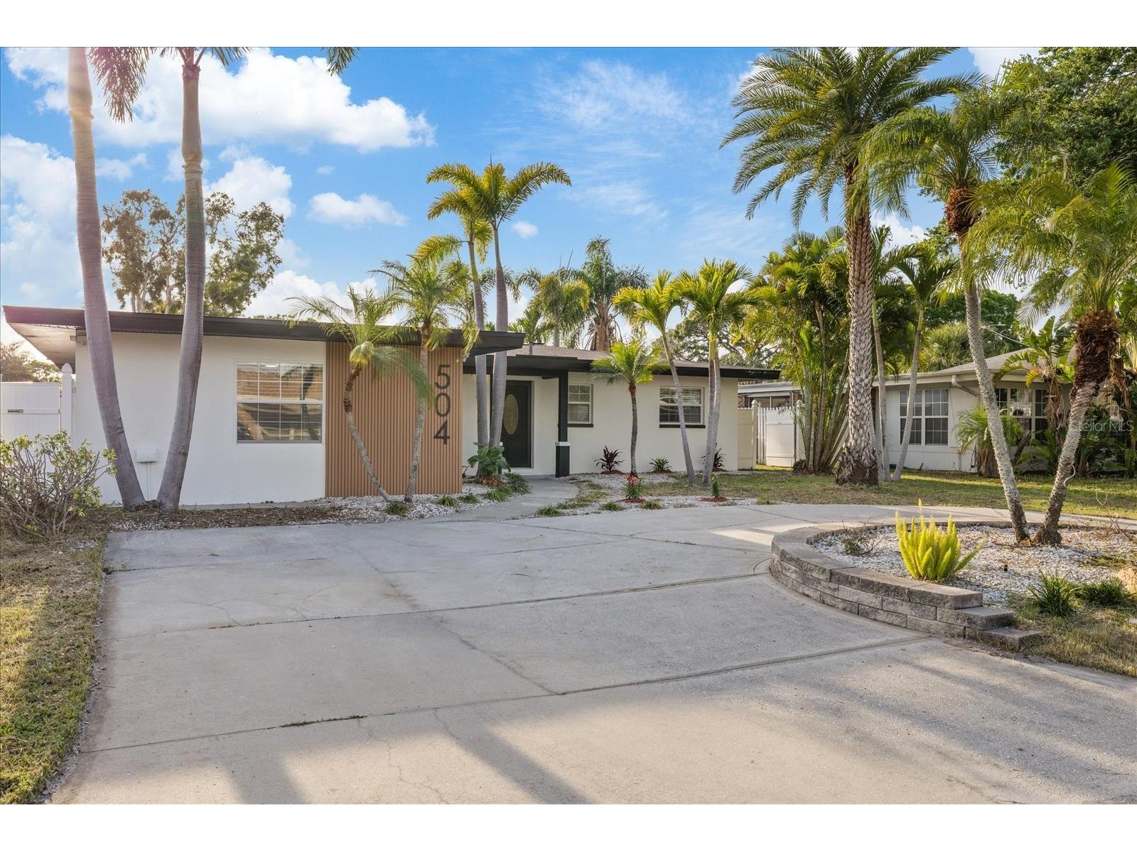 504 Driftwood Drive E Palm Harbor FL 34683 TB8464826 image3