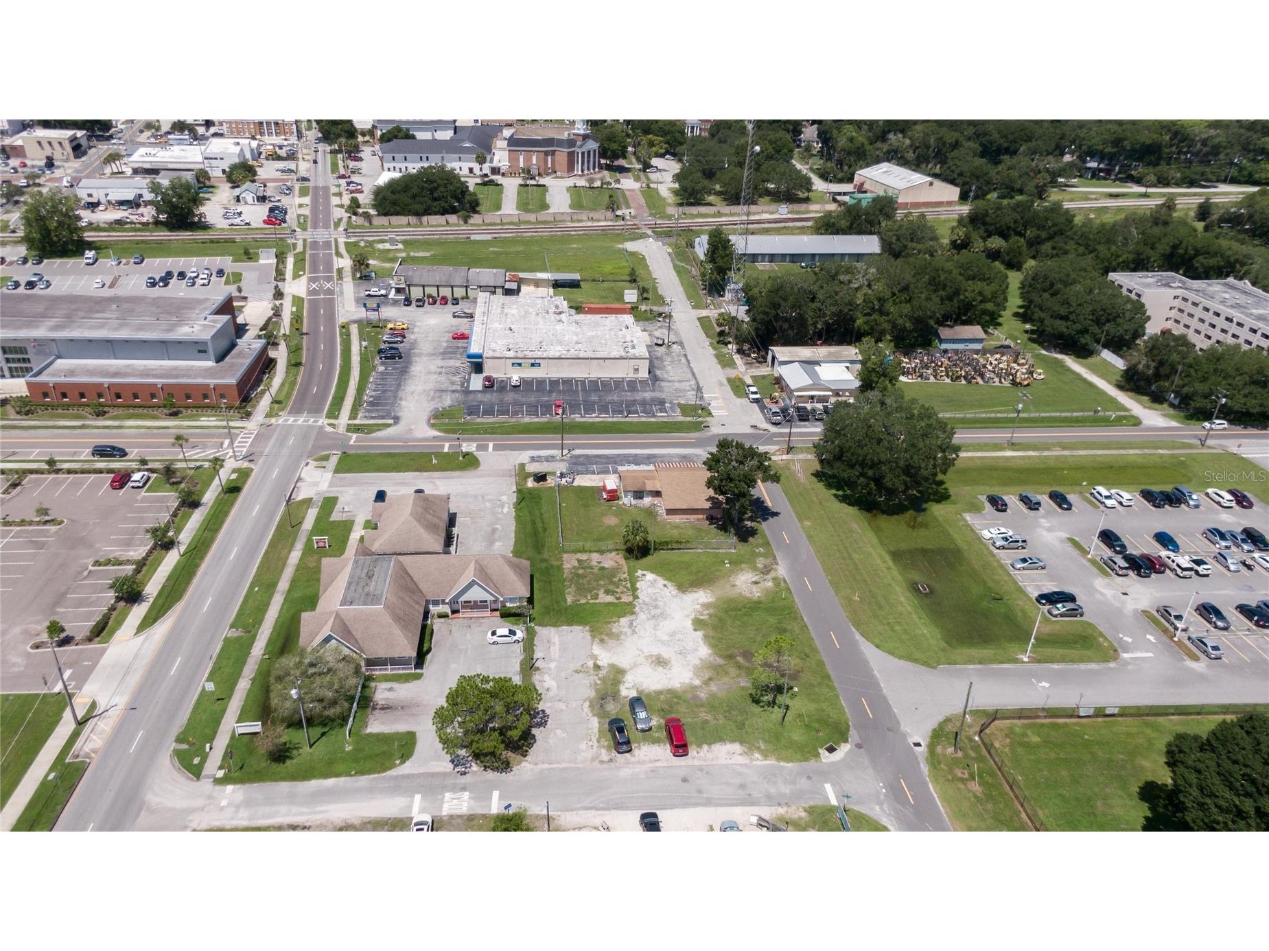 504 E Baker Street Plant City FL 33563 TB8486385 image100