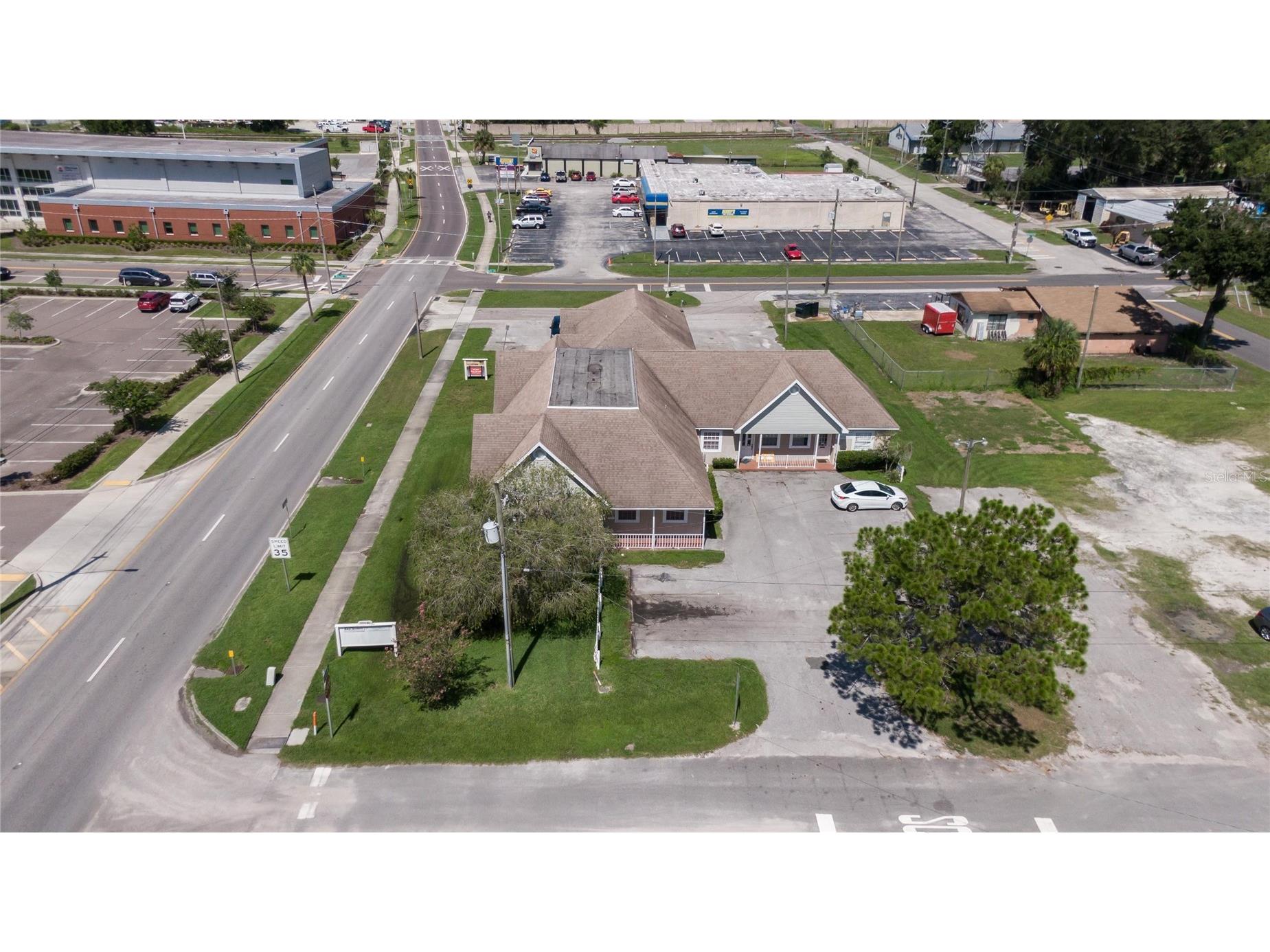 504 E Baker Street Plant City FL 33563 TB8486385 image2