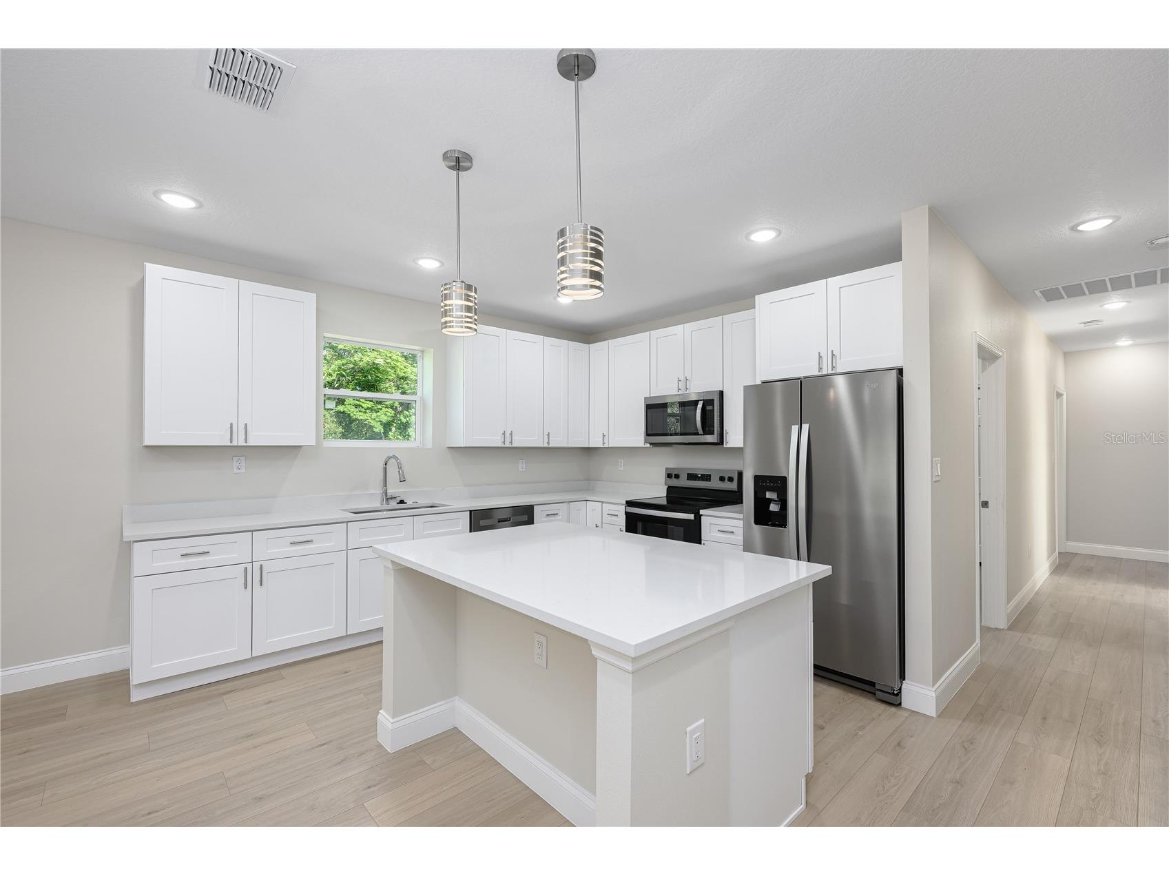 504 E Howry Avenue Deland FL 32724 O6365272 image8