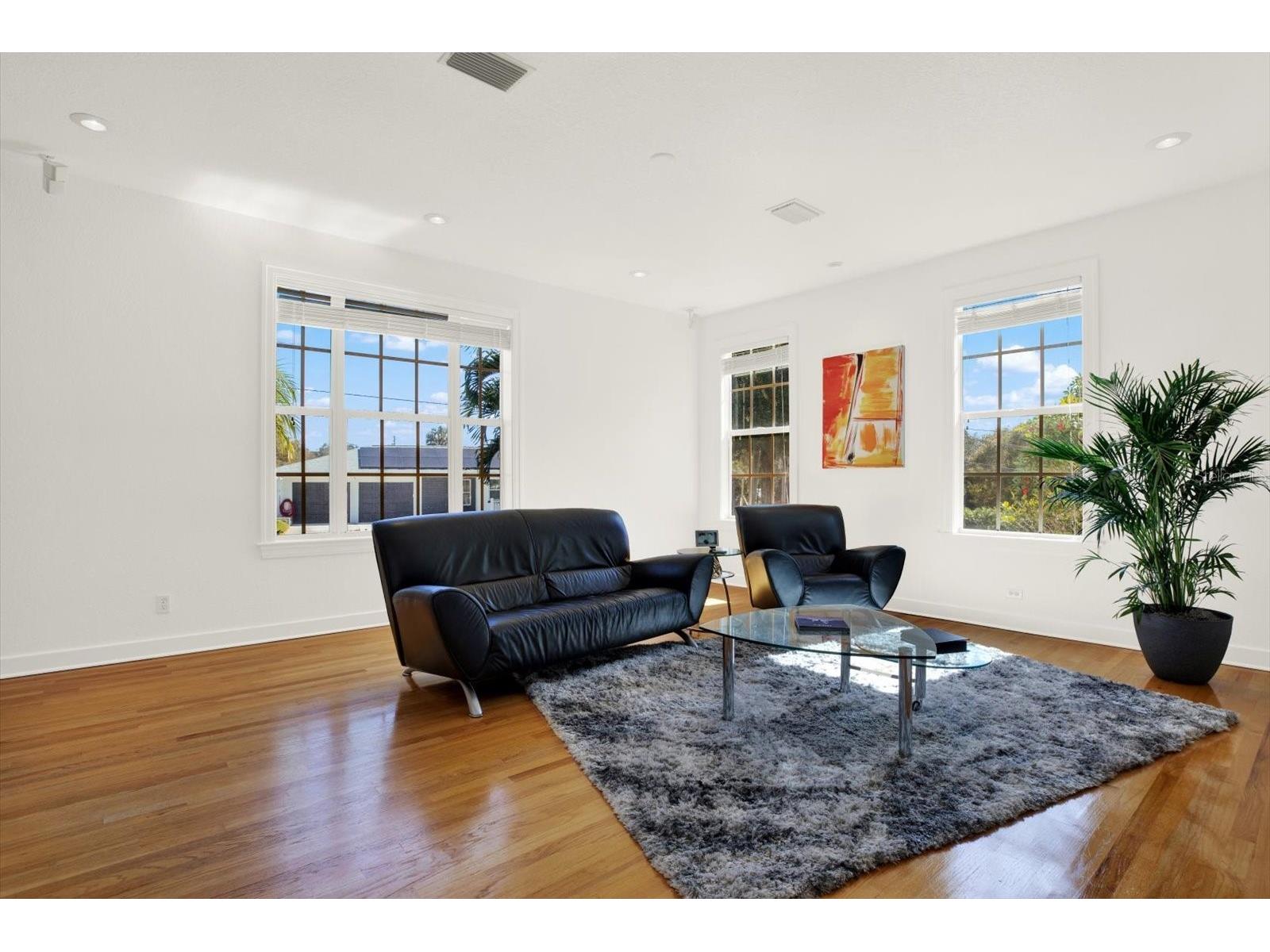 504 Fairview Road Belleair FL 33756 TB8475118 image15