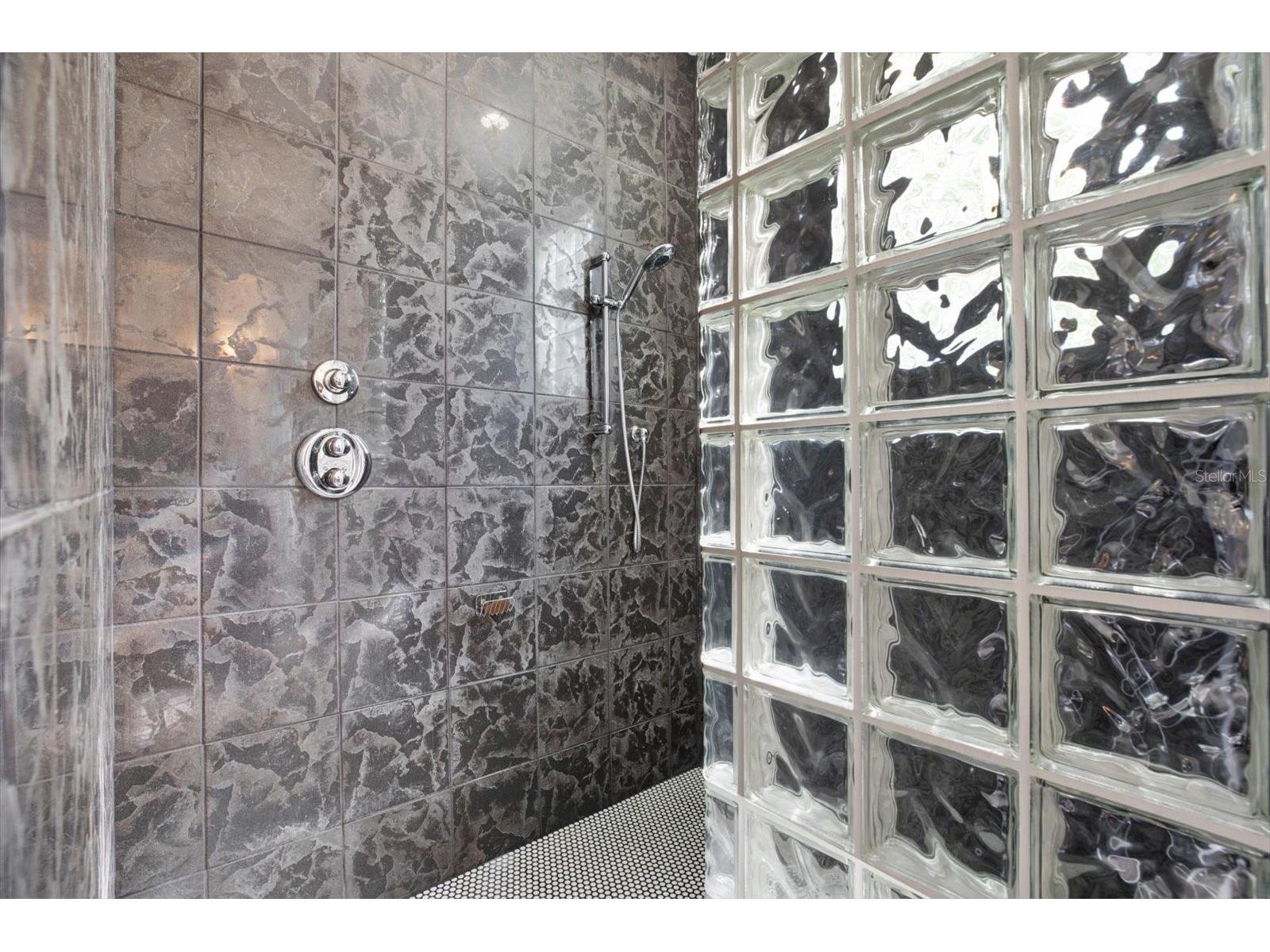 504 Fairview Road Belleair FL 33756 TB8475118 image25