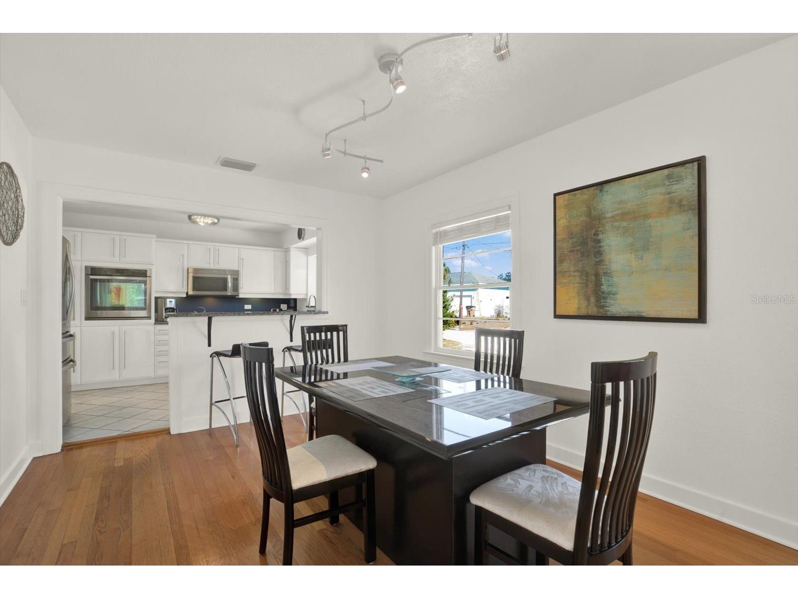 504 Fairview Road Belleair FL 33756 TB8475118 image5