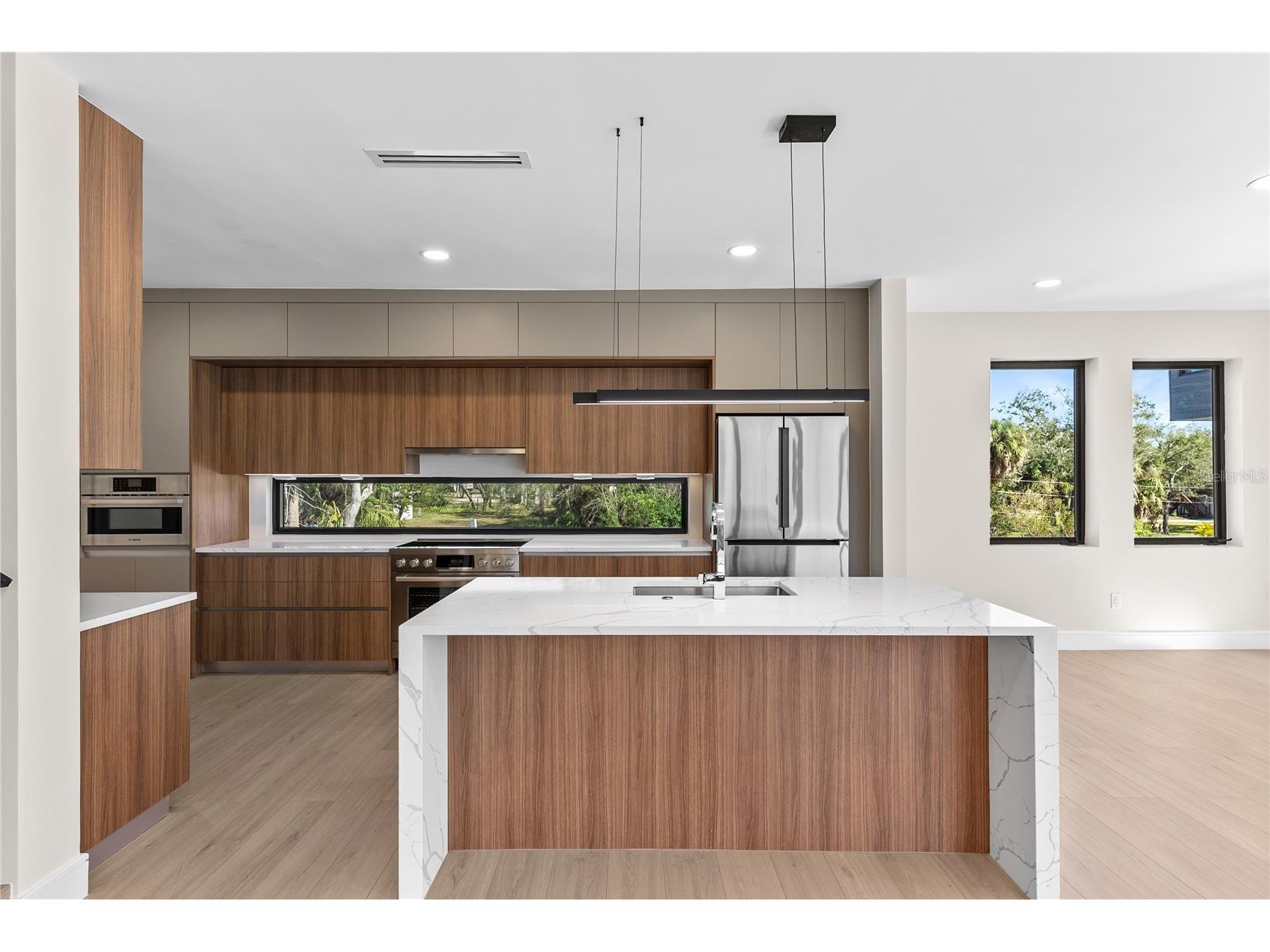 504 Federal Street Oldsmar FL 34677 TB8427180 image5