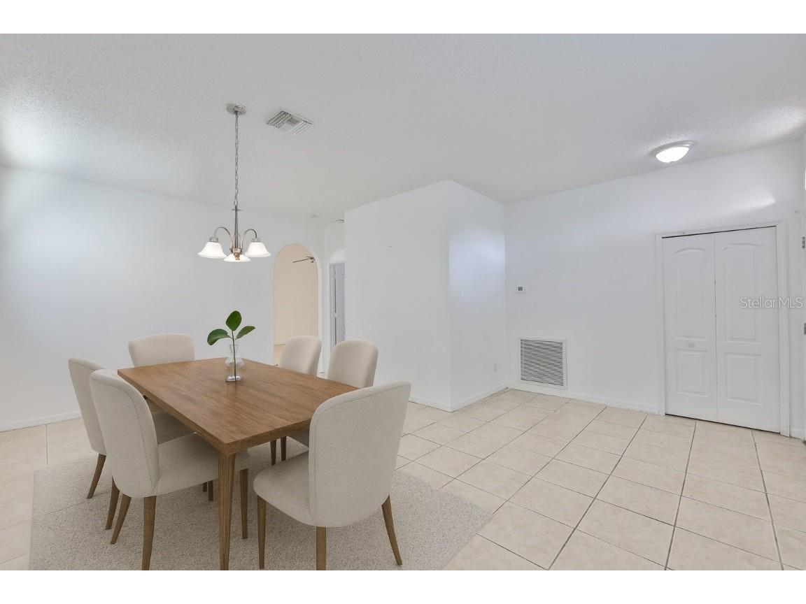 504 Greg Street Valrico FL 33594 TB8437645 image7