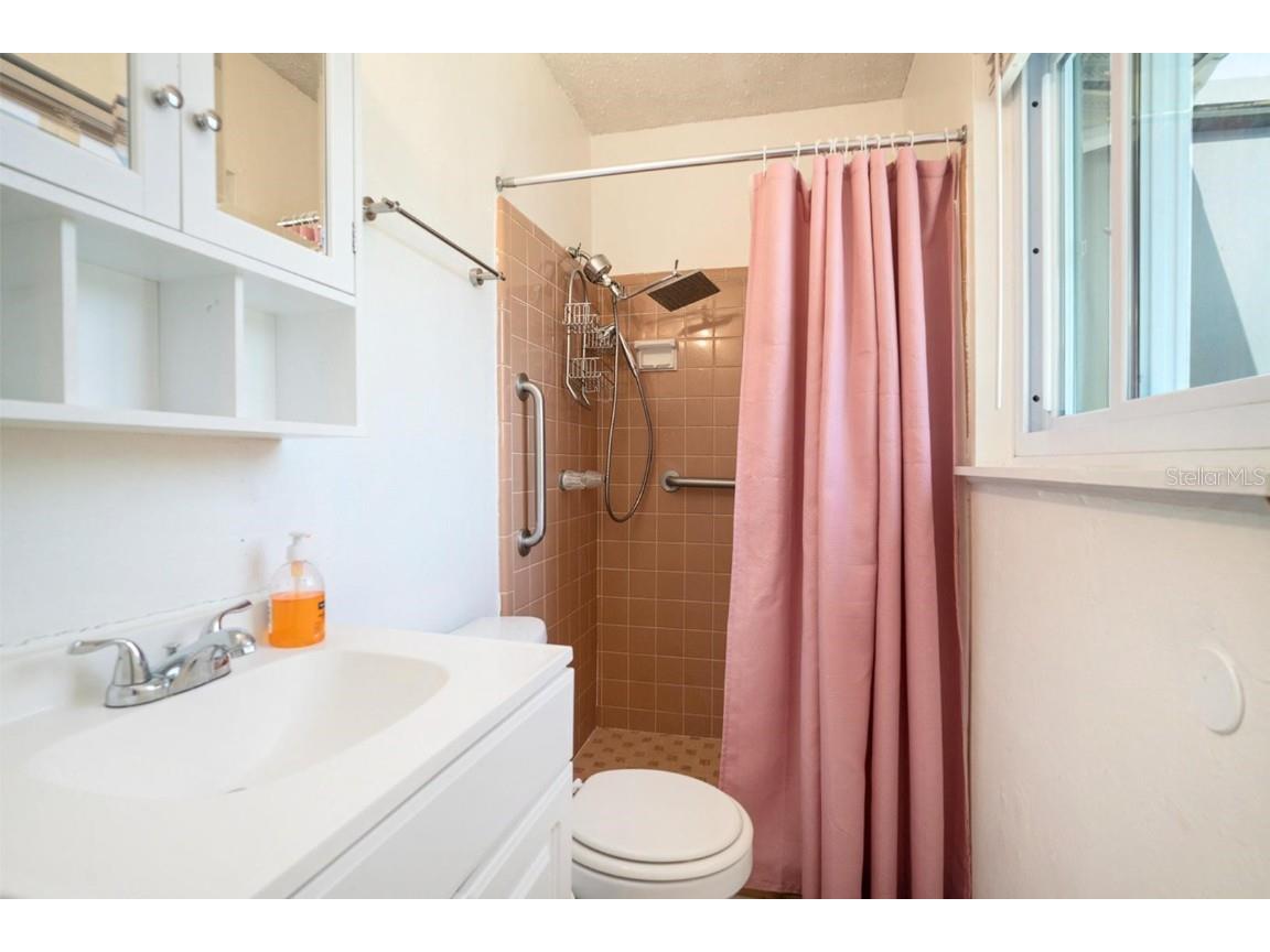 504 Hedge Row Road Brandon FL 33510 TB8422749 image13