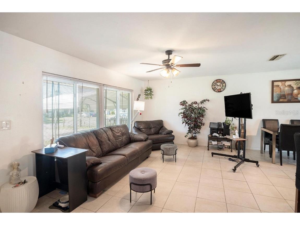 504 Hedge Row Road Brandon FL 33510 TB8422749 image5