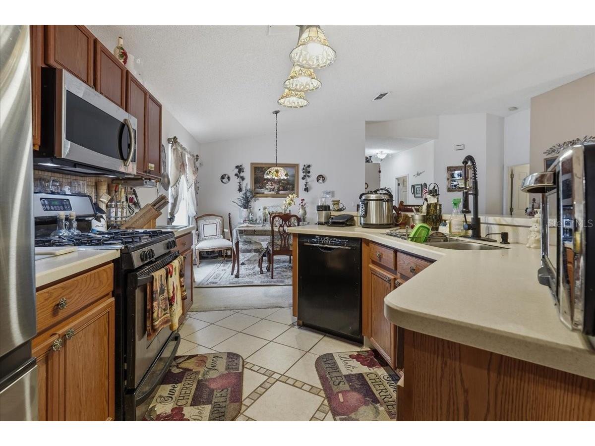 504 Jessamine Dr Davenport FL 33837 P4938958 image8