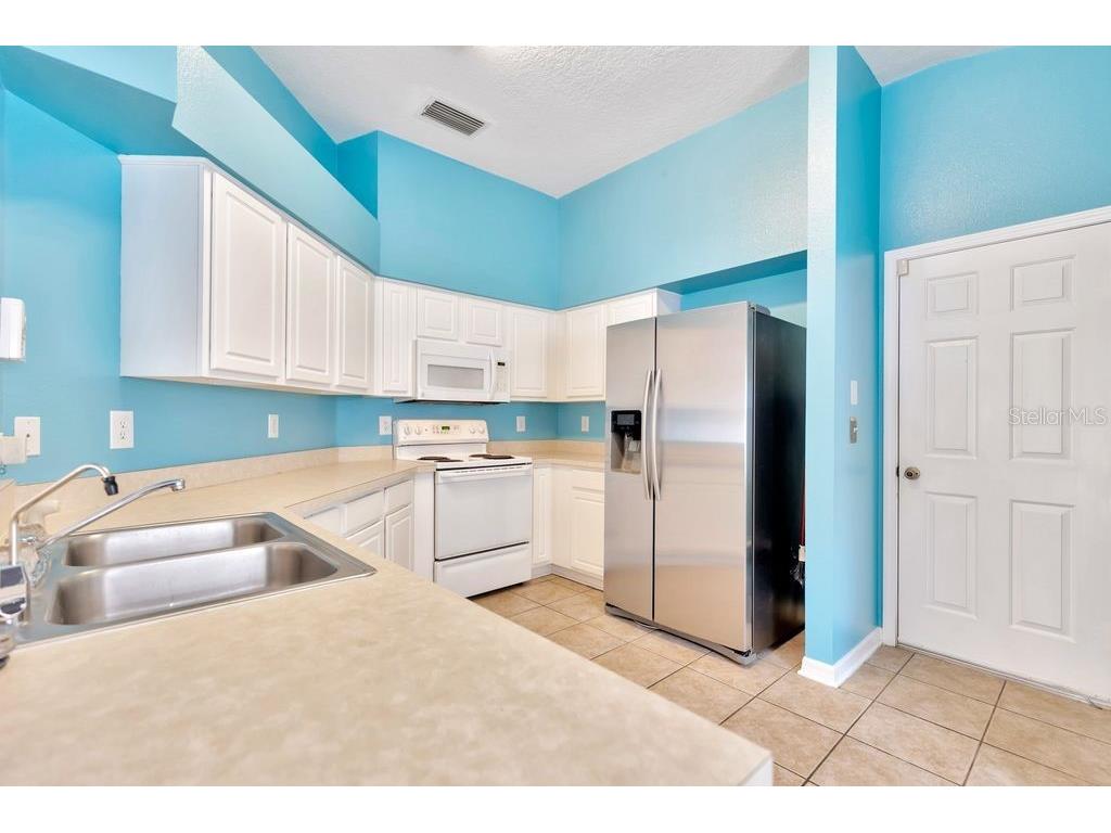 504 Lindsay Anne Court Plant City FL 33563 A4662944 image2