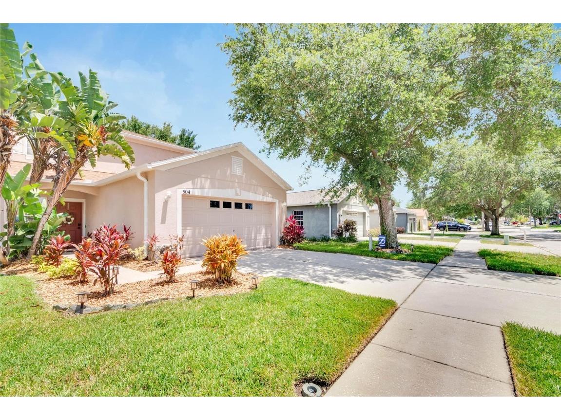 504 Maple Pointe Drive Seffner FL 33584 T3528112 image1