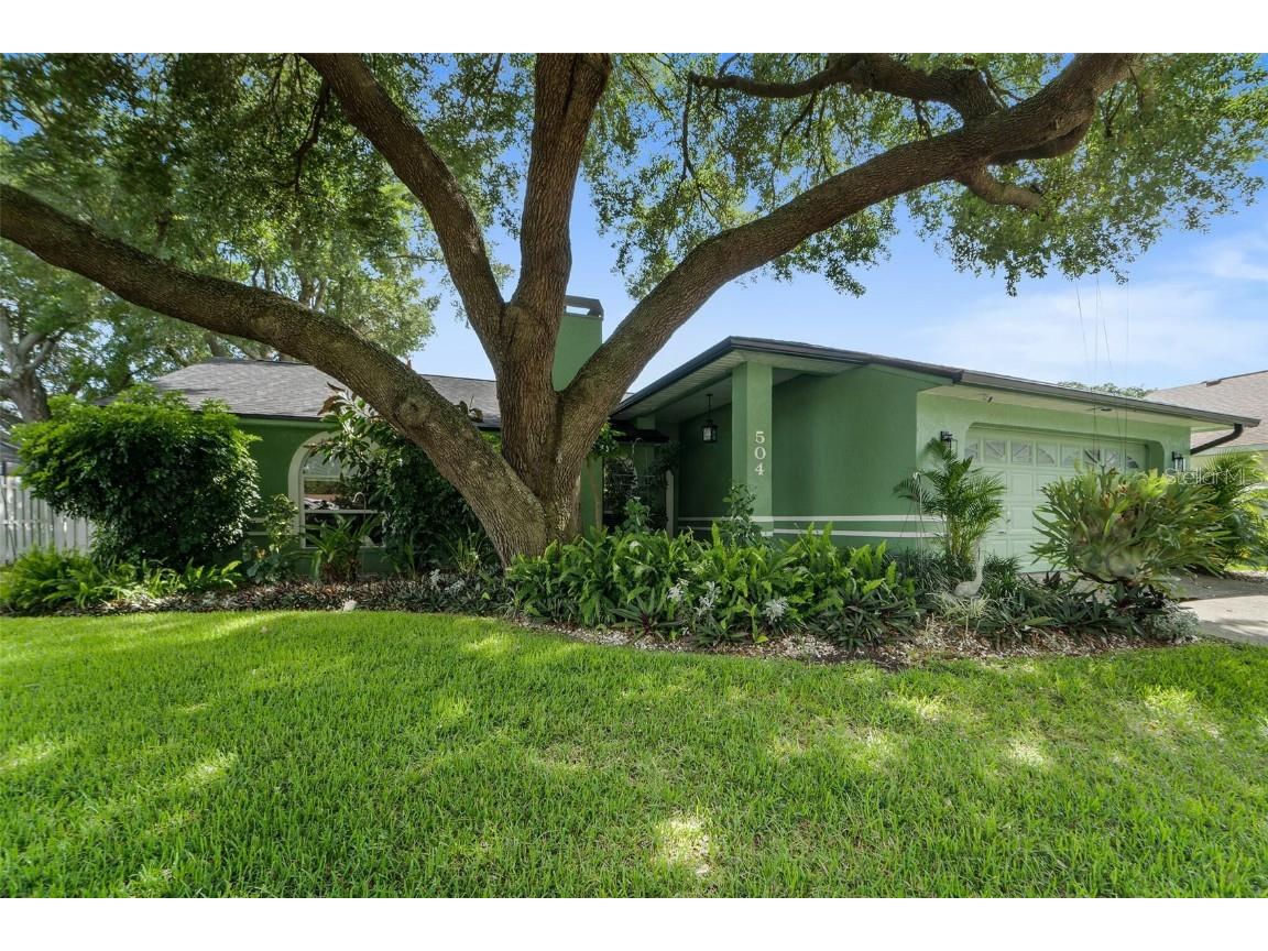 504 Montgomery Place Winter Haven FL 33884 O6015096 image1
