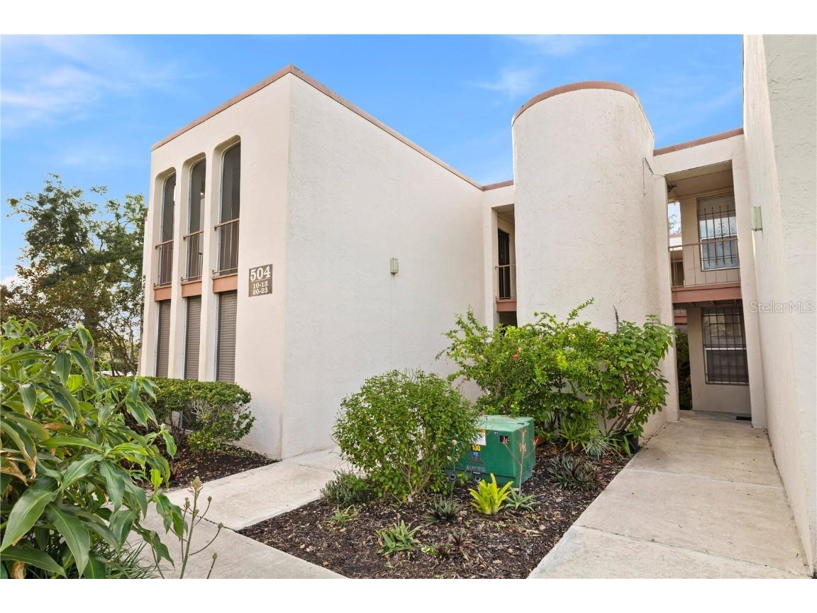 504 Orange Drive #11 Altamonte Springs FL 32701 O6363759 image1