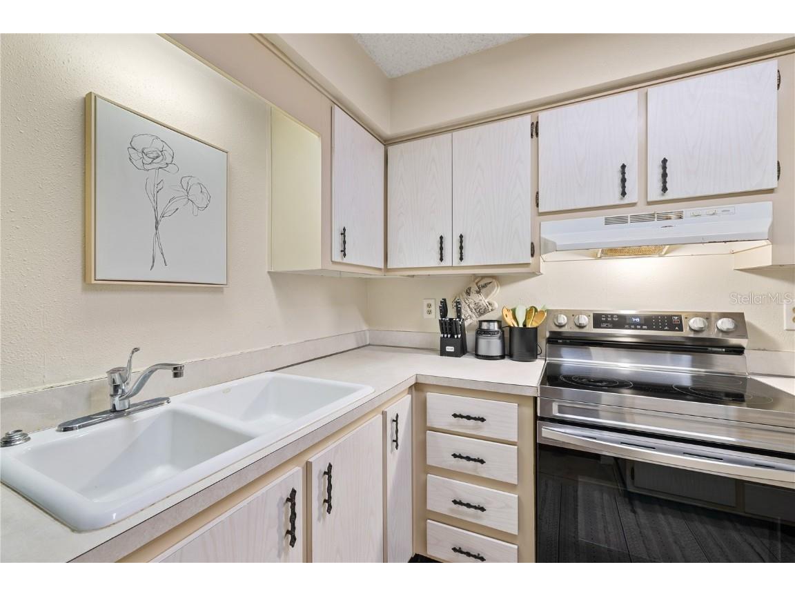 504 Orange Drive #11 Altamonte Springs FL 32701 O6363759 image18