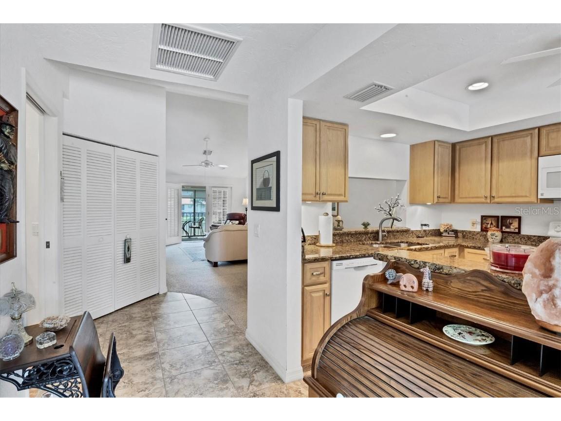 504 Pine Hollow Circle #504 Englewood FL 34223 D6143635 image12