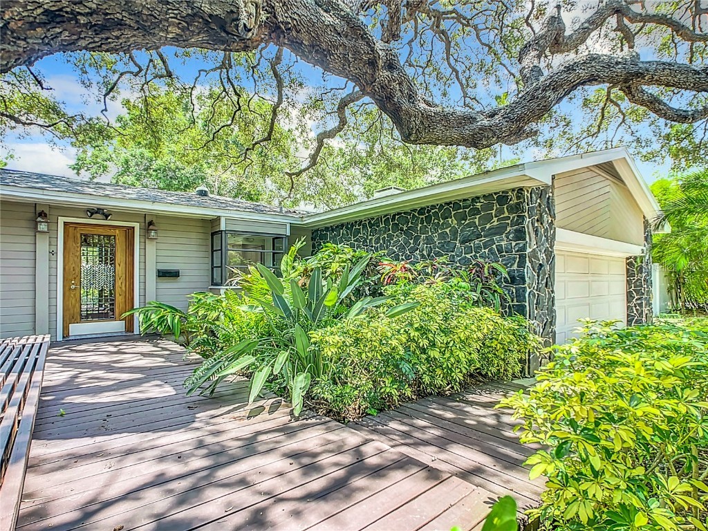 504 Poinsettia Road Belleair FL 33756 U8250385 image1