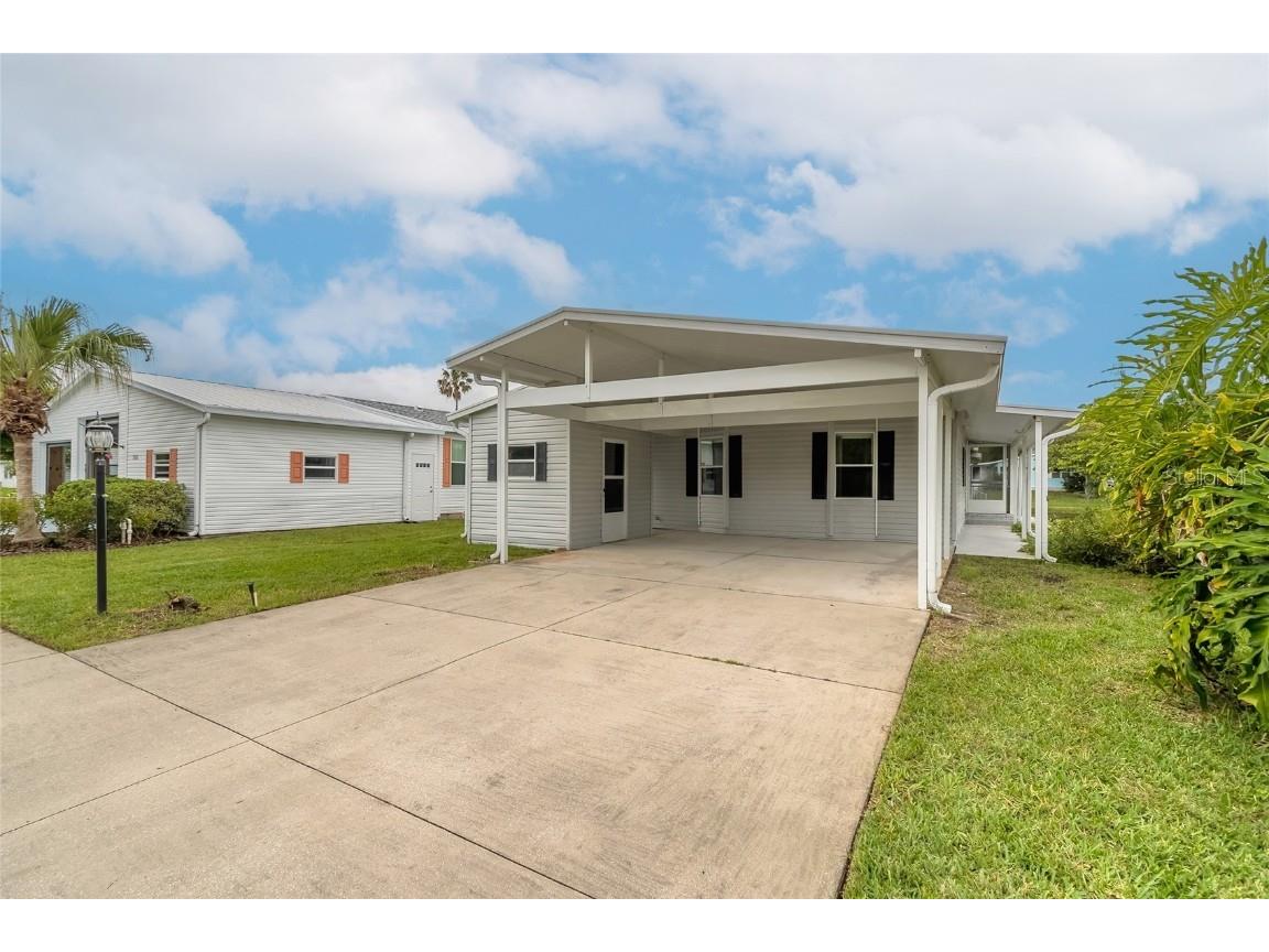 504 Portside Lane Edgewater FL 32141 V4929869 image1
