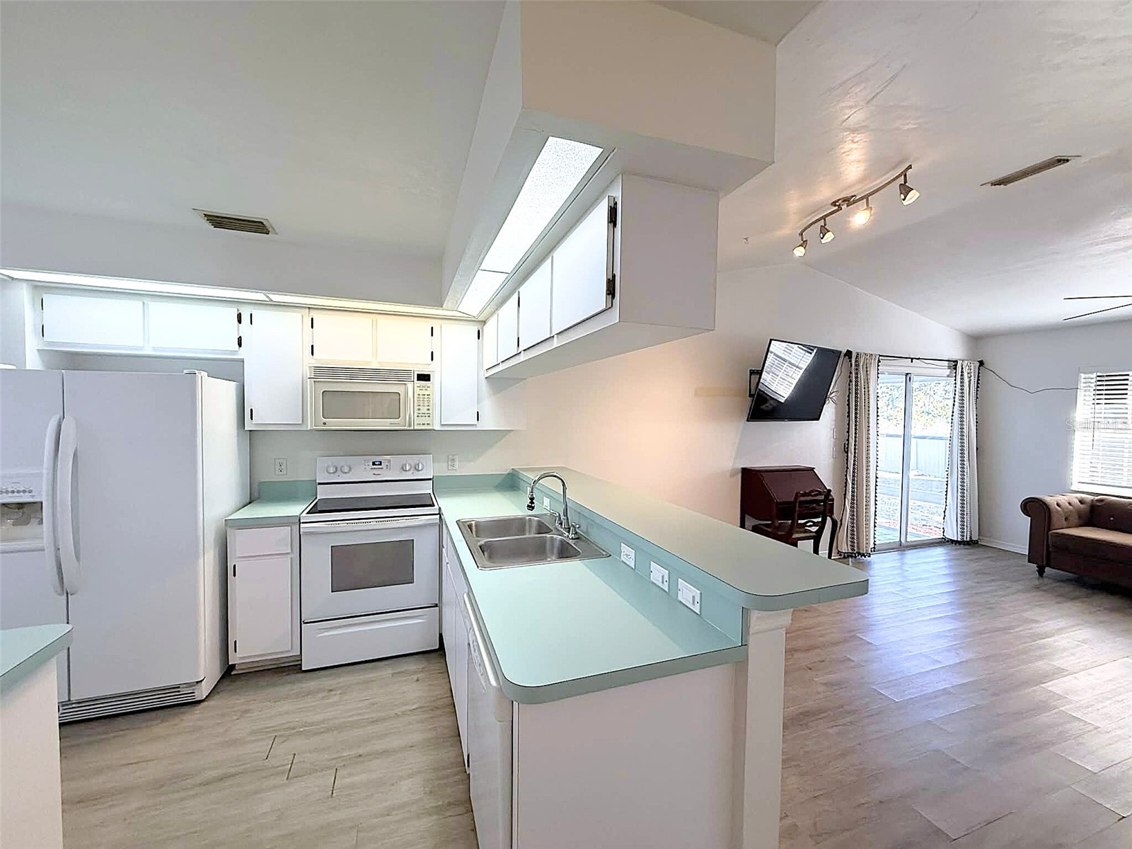 504 Rose Apple Circle Port Charlotte FL 33954 C7521310 image18