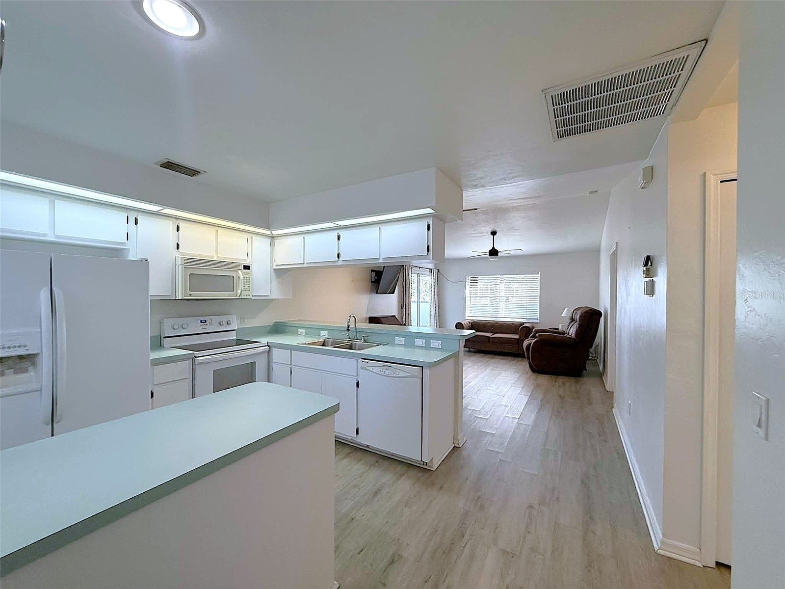 504 Rose Apple Circle Port Charlotte FL 33954 C7521310 image9