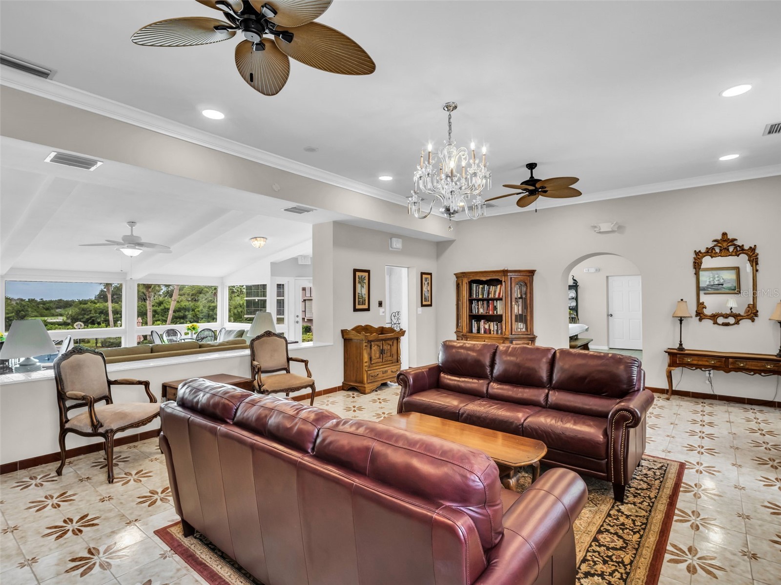 504 S Florida Avenue #235 Tarpon Springs FL 34689 TB8512513 image63