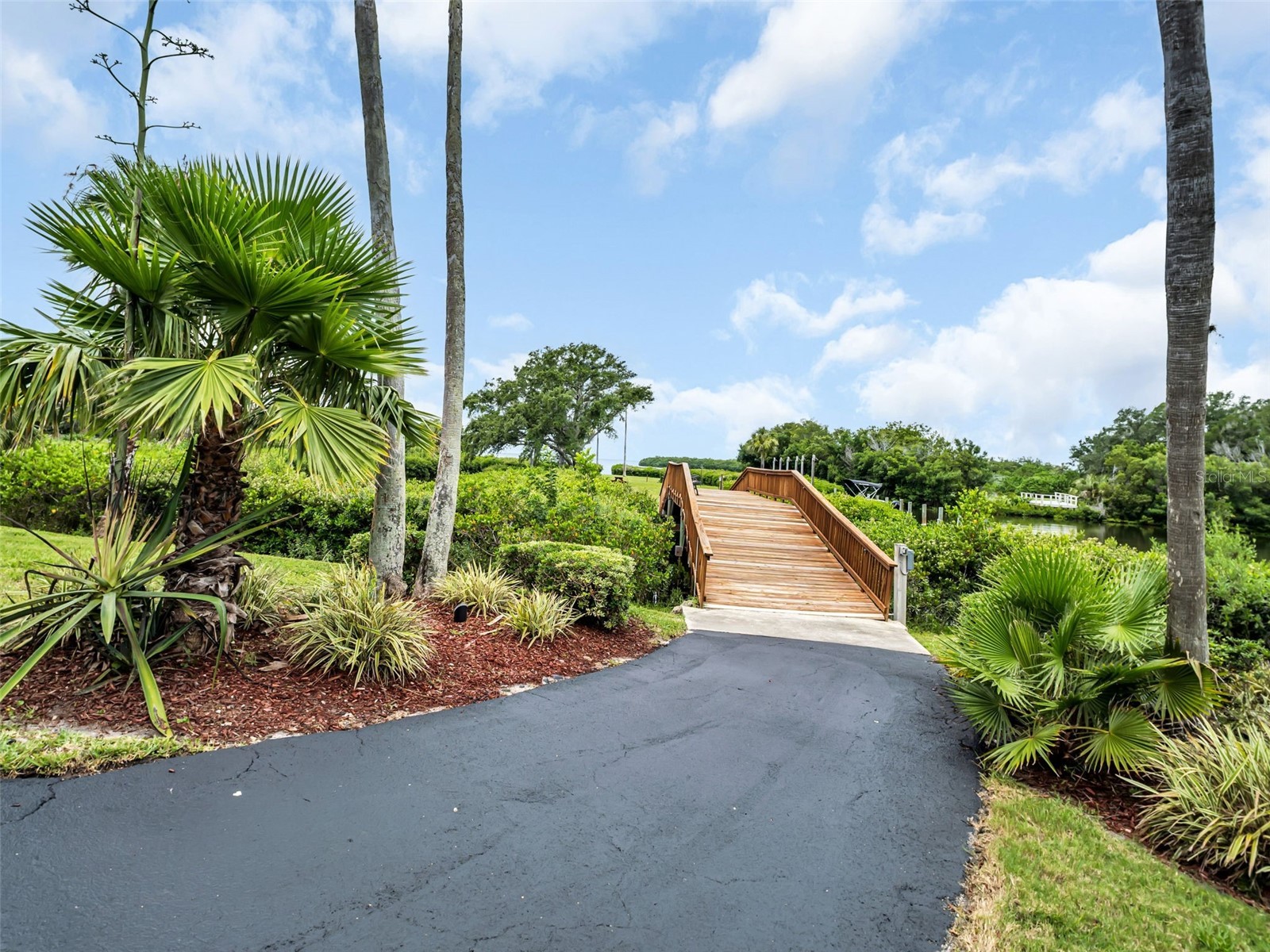 504 S Florida Avenue #235 Tarpon Springs FL 34689 TB8512513 image71