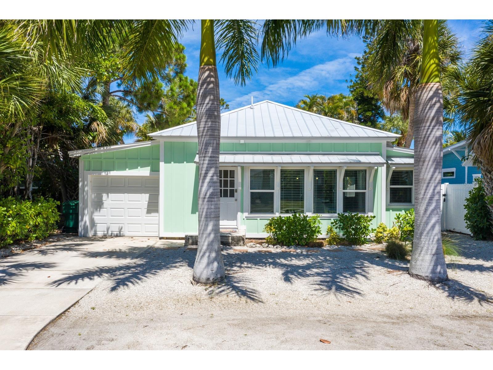 504 Spring Avenue Anna Maria FL 34216 A4699353 image1