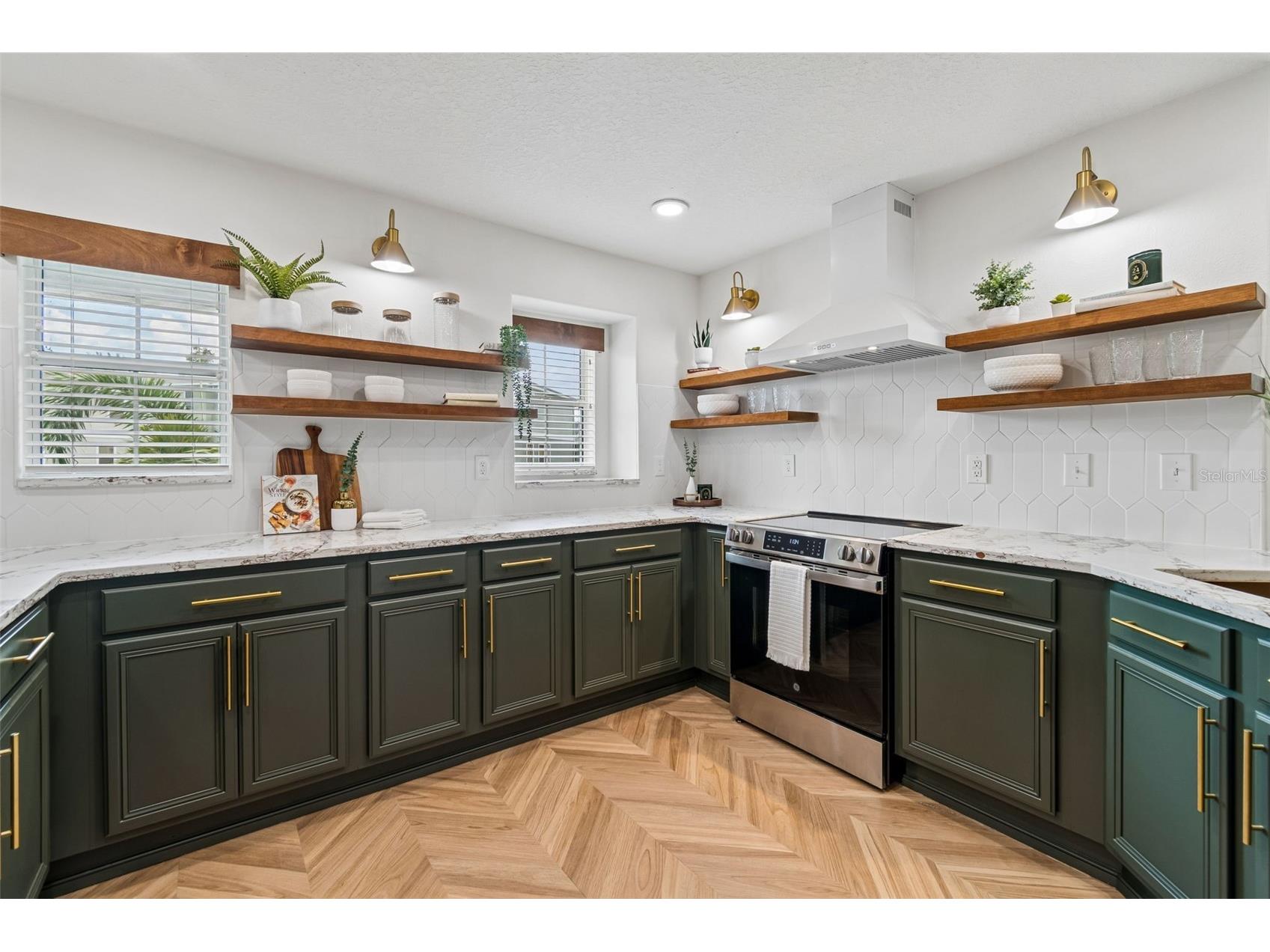 504 Wheaton Trent Place Tampa FL 33619 TB8518889 image5