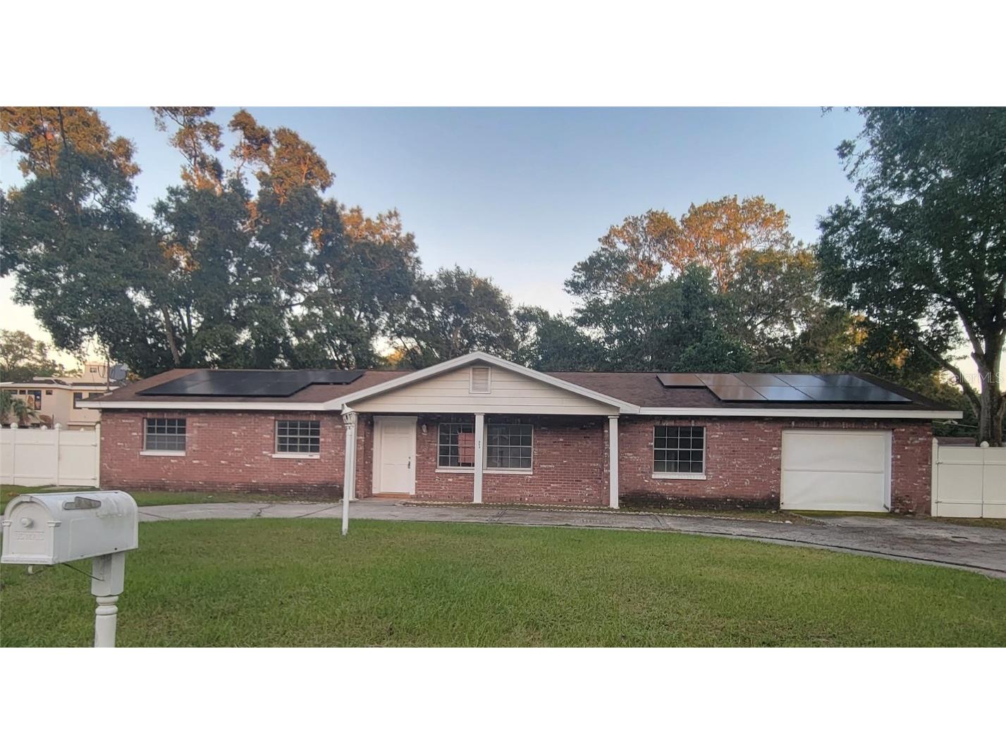 504 Winham Street Tampa FL 33619 A4590287 image1