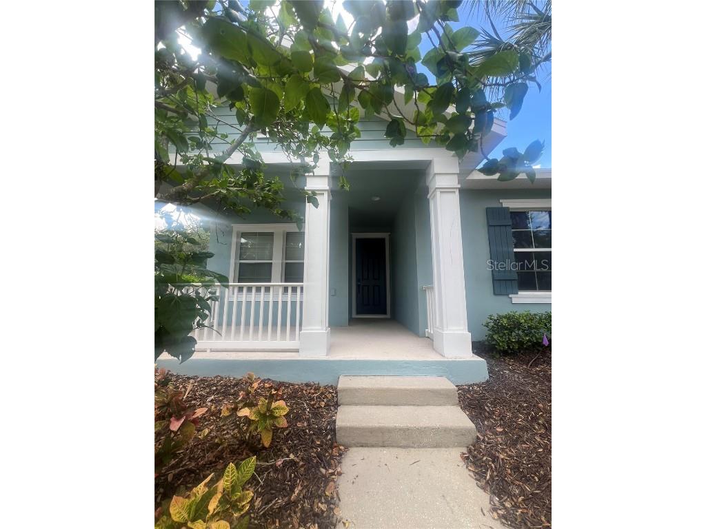 504 Winterside Drive Apollo Beach FL 33572 T3534465 image1