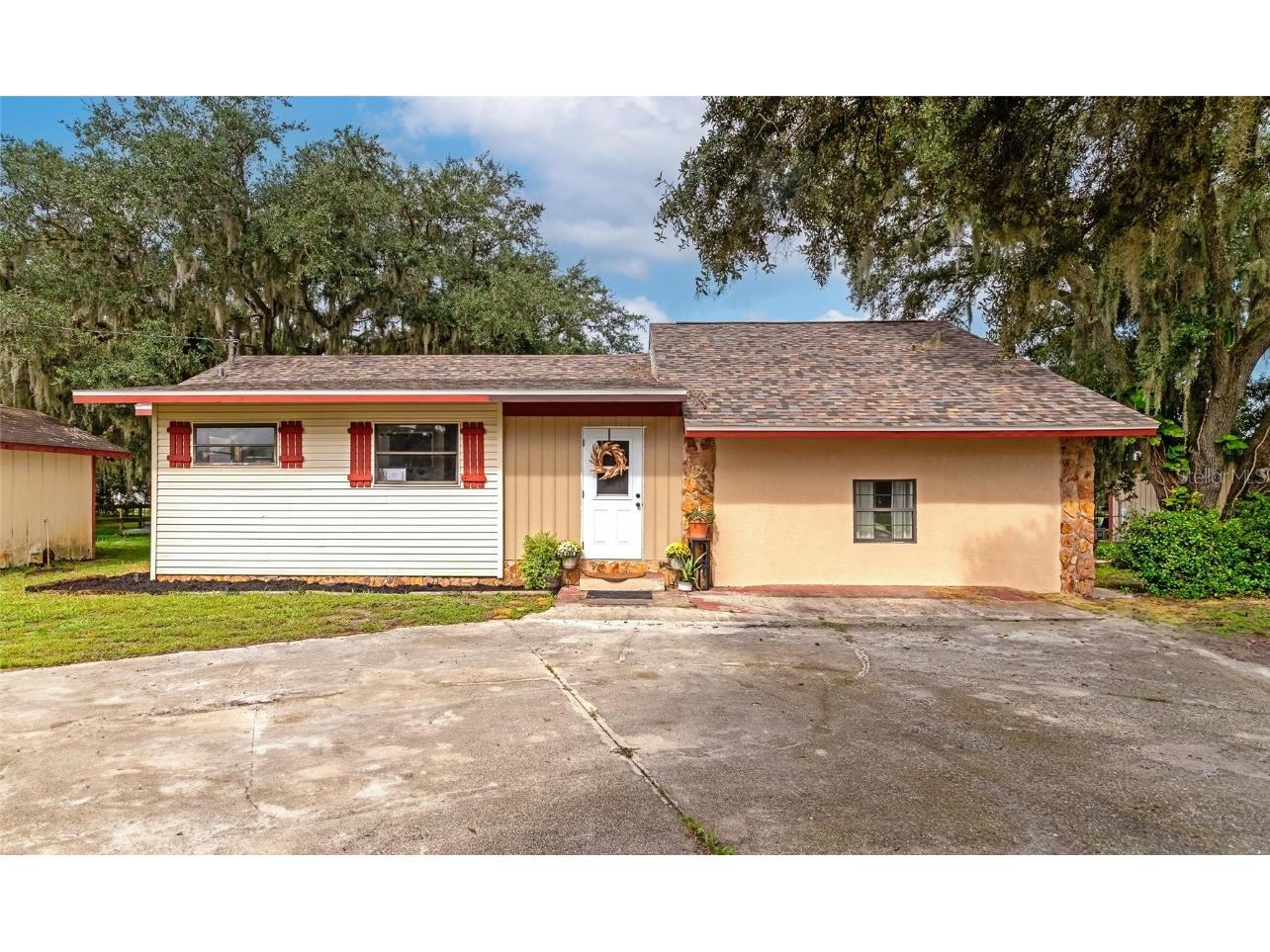 5040 253rd Street E Myakka City FL 34251 A4623220 image1