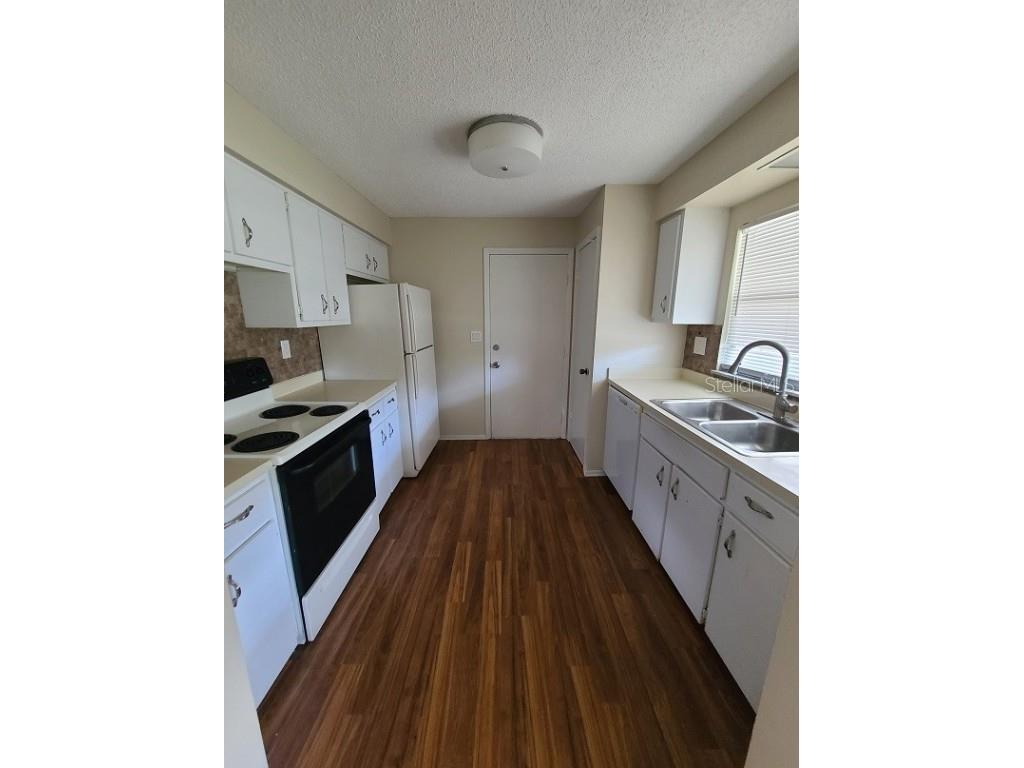 5040 Essex Lane Spring Hill FL 34606 W7877986 image7