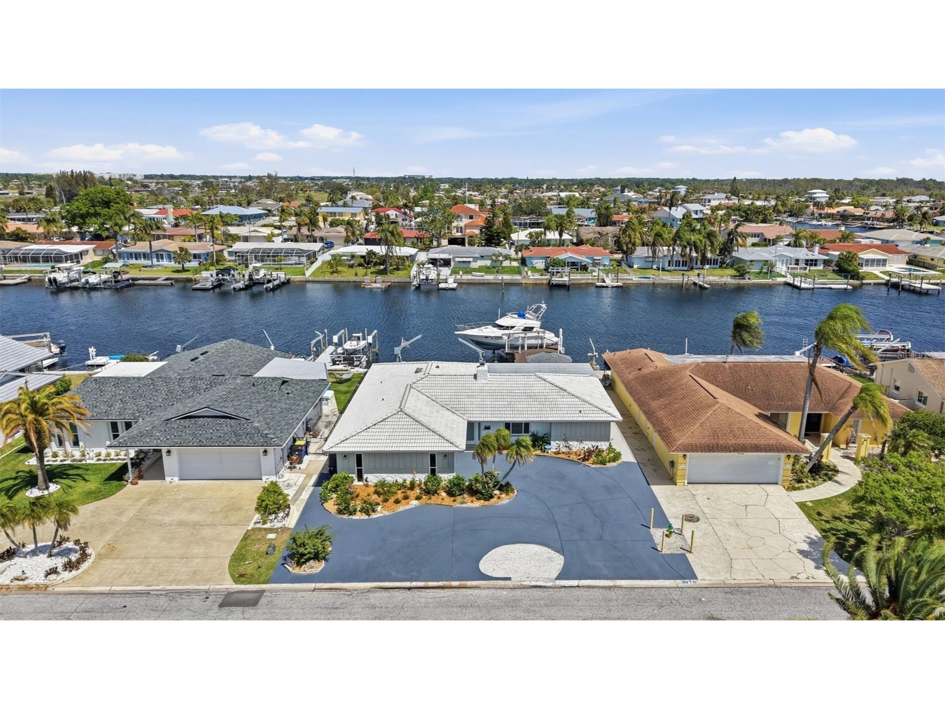 5040 Galleon Court New Port Richey FL 34652 TB8499526 image1