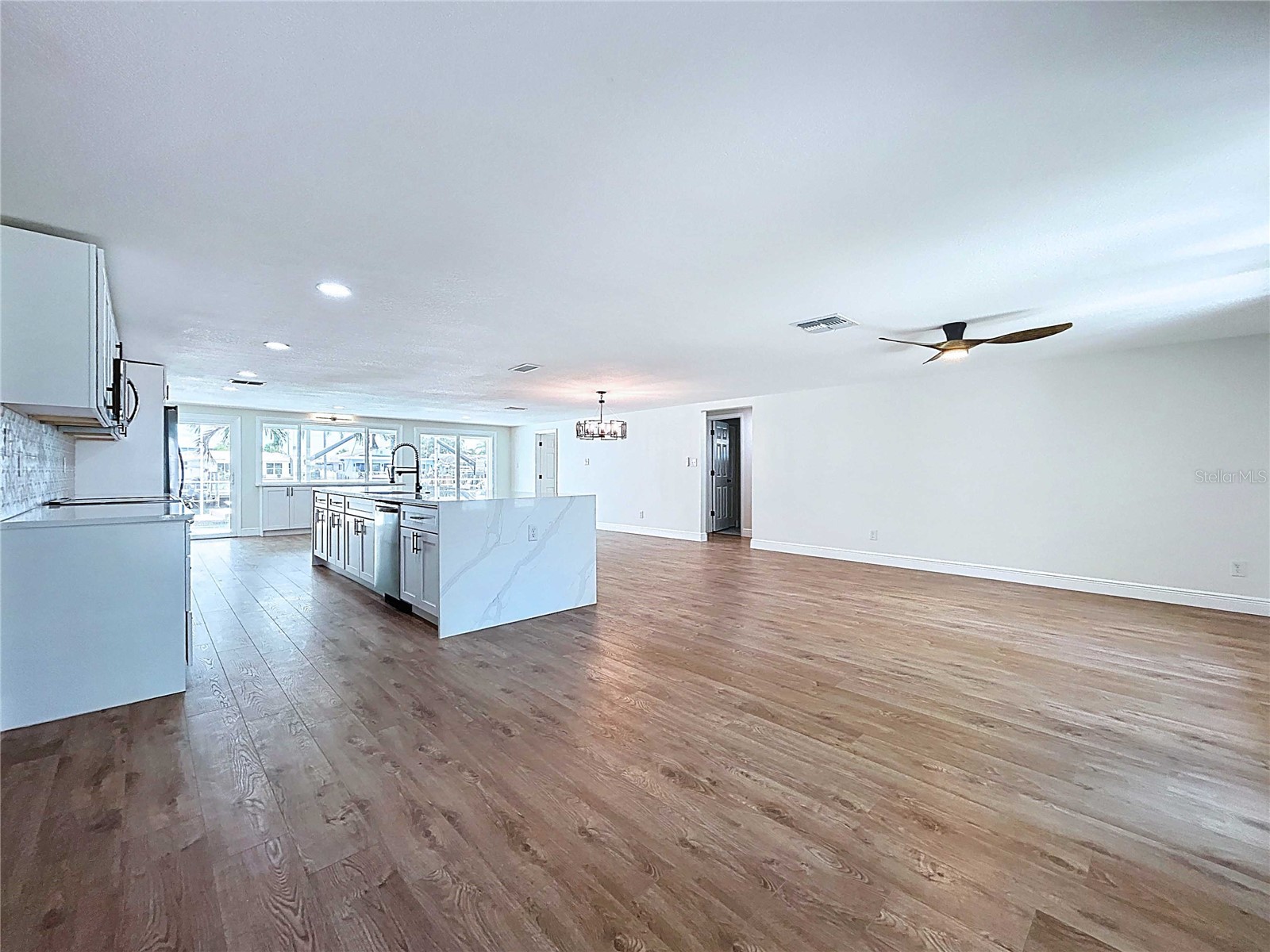 5040 Glenn Drive New Port Richey FL 34652 TB8497396 image16