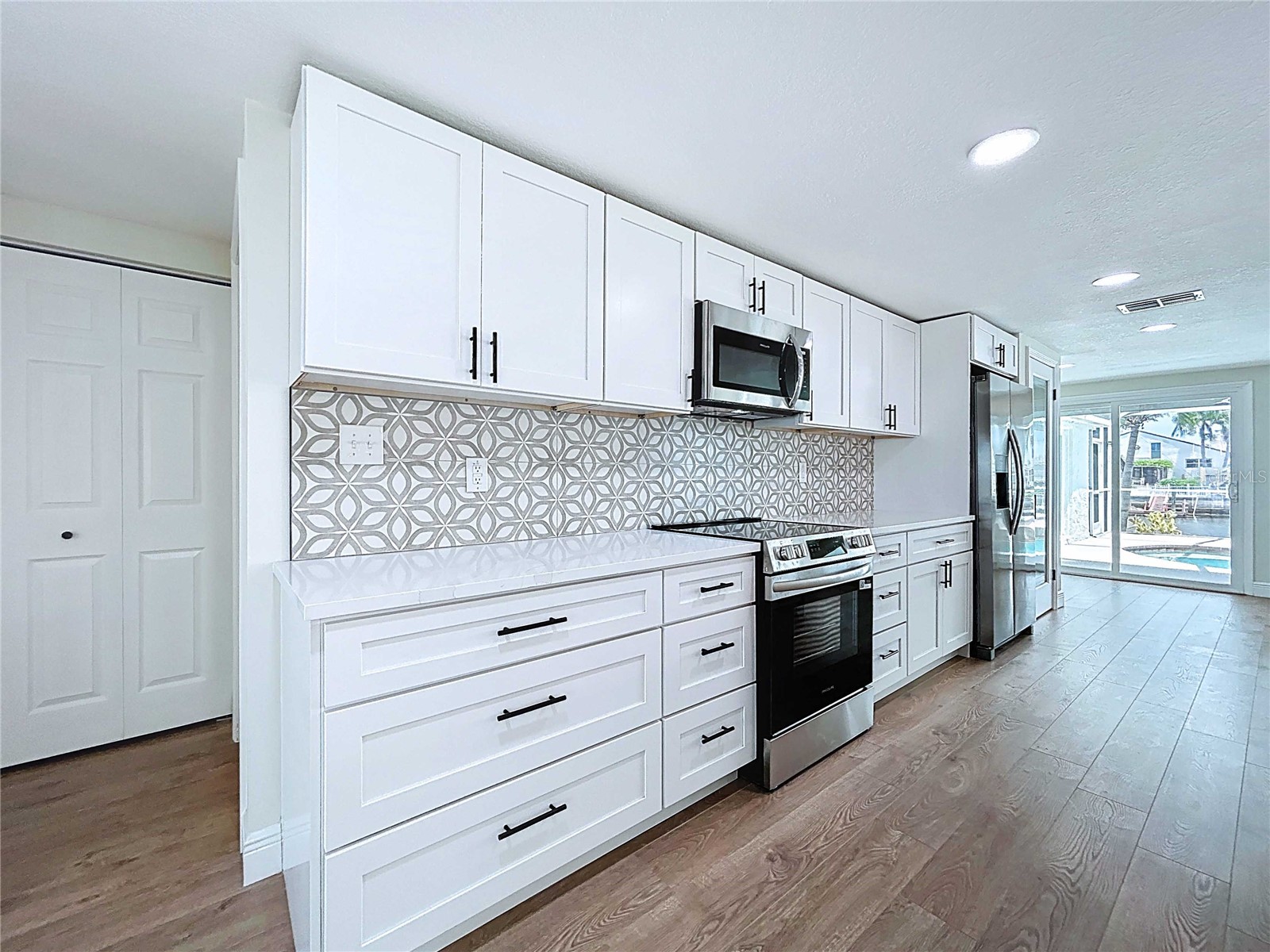 5040 Glenn Drive New Port Richey FL 34652 TB8497396 image25