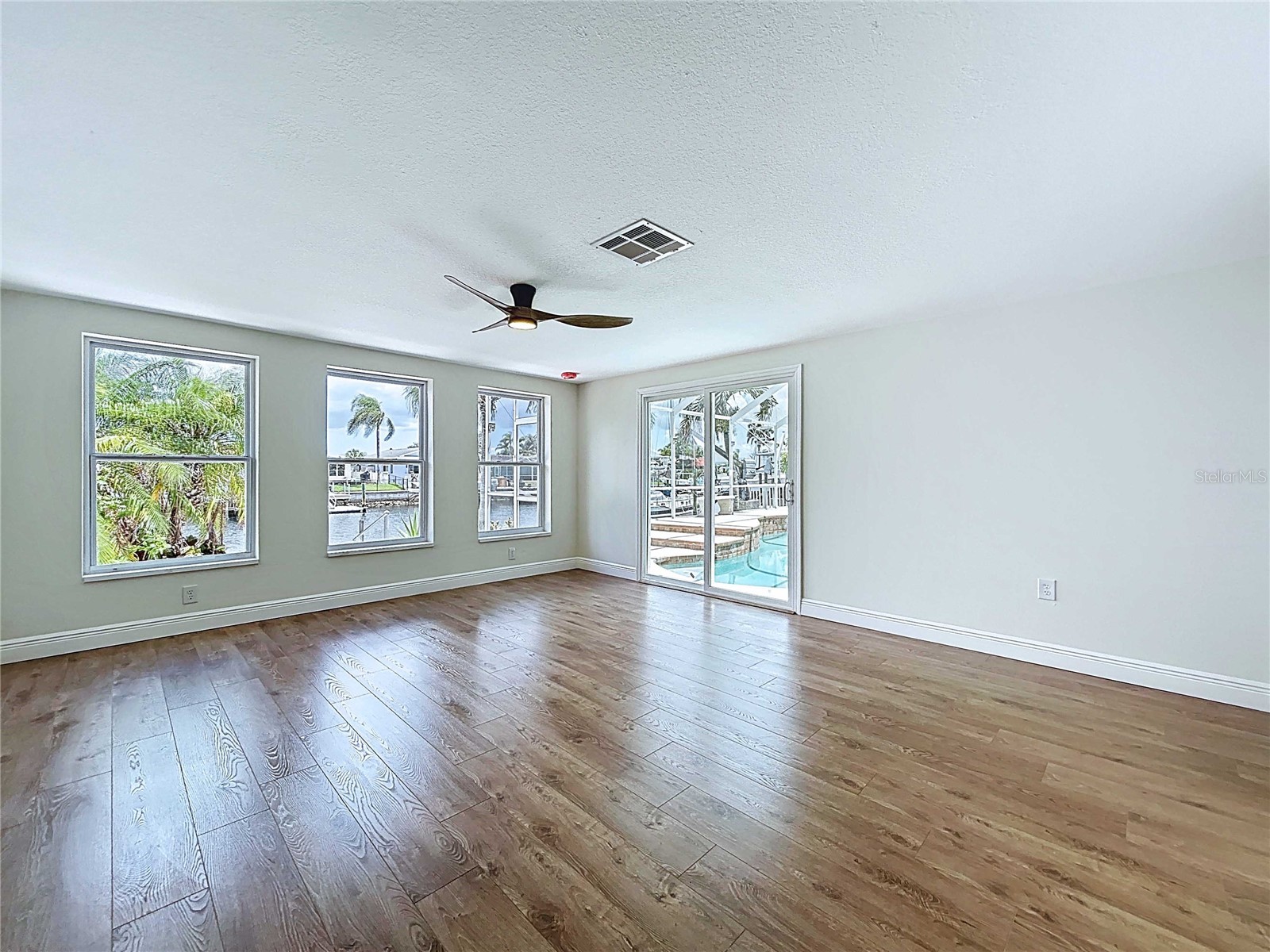 5040 Glenn Drive New Port Richey FL 34652 TB8497396 image39