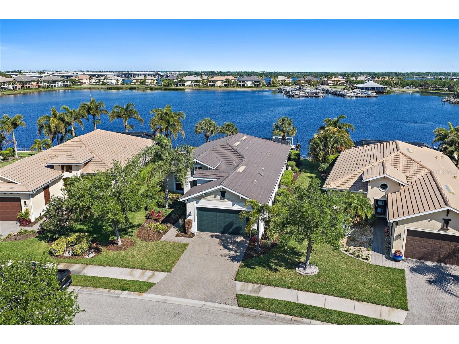 5040 Lake Overlook Avenue Bradenton FL 34208 A4688166 image1