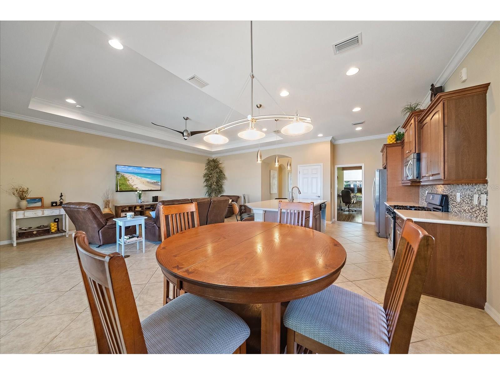 5040 Lake Overlook Avenue Bradenton FL 34208 A4688166 image16