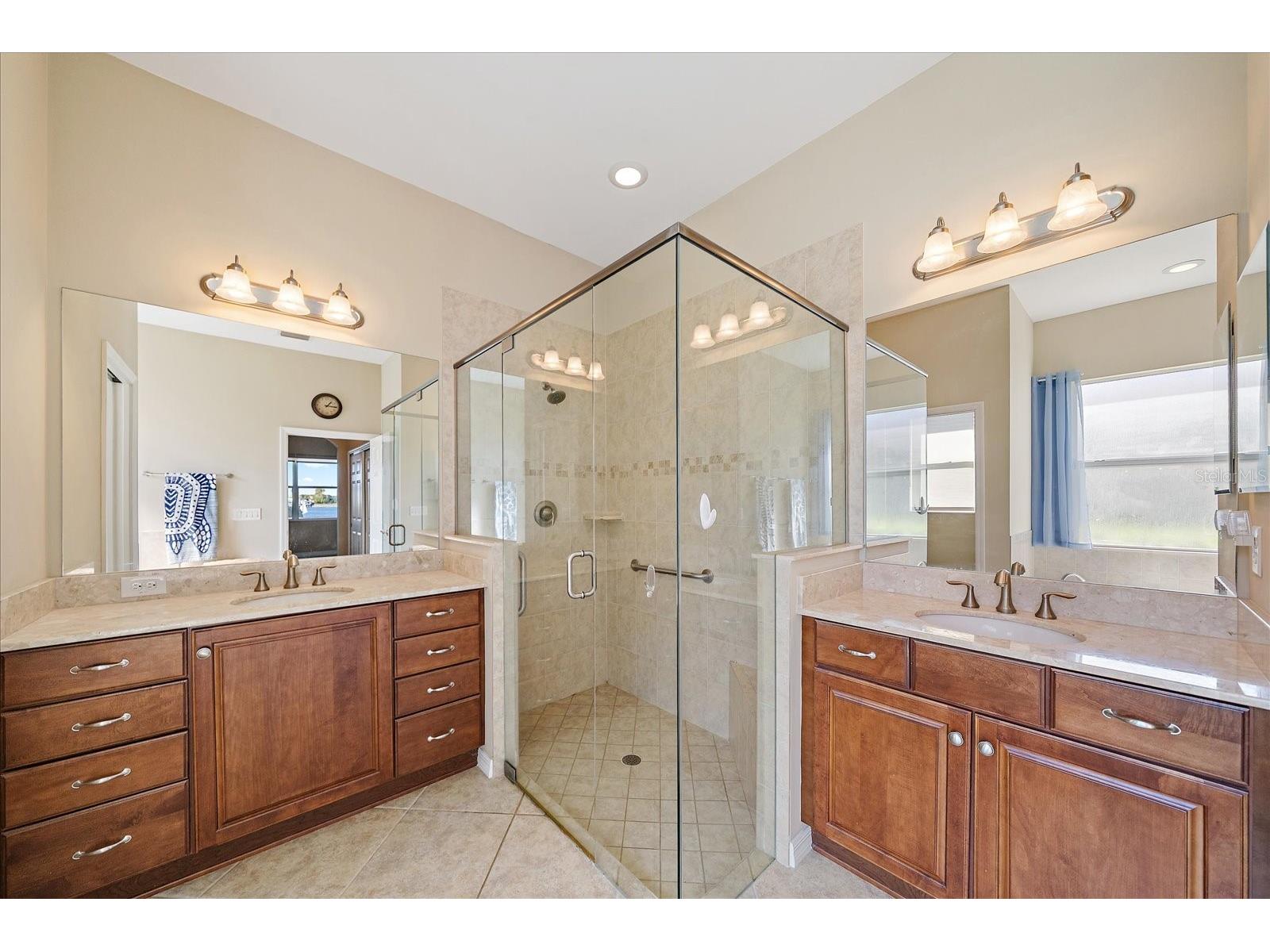 5040 Lake Overlook Avenue Bradenton FL 34208 A4688166 image26