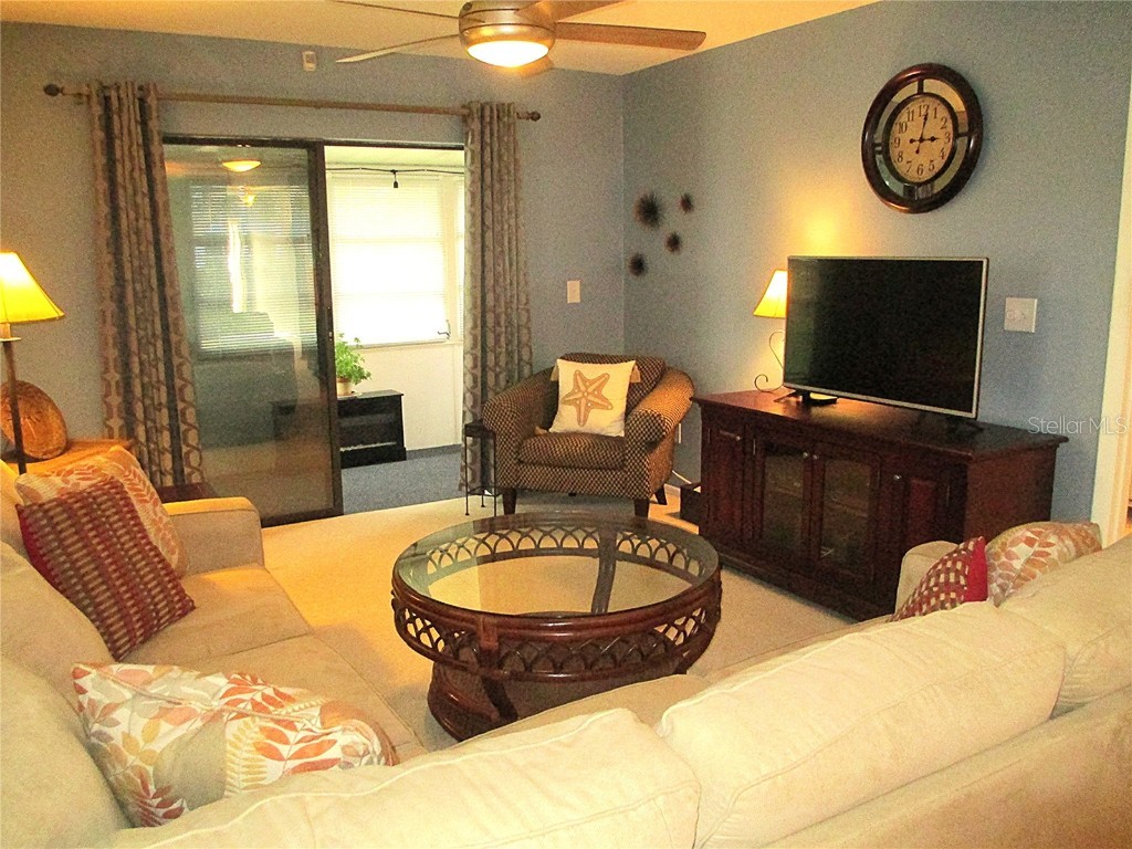 5040 Live Oak Circle #93 Bradenton FL 34207 A4674944 image3