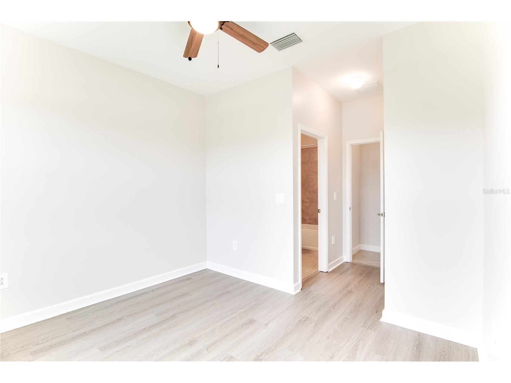 5040 Seafoam Trail Bradenton FL 34211 A4694610 image25