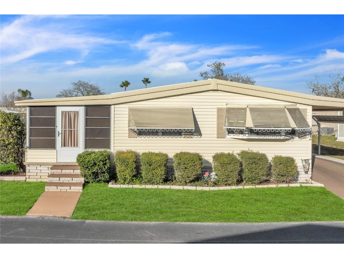 5041 Damsen Circle New Port Richey FL 34653 W7862524 image1