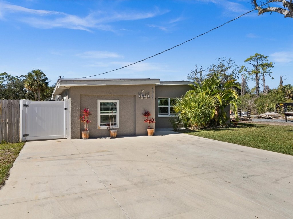 5041 Maplewood Drive Hernando Beach FL 34607 W7861729 image1