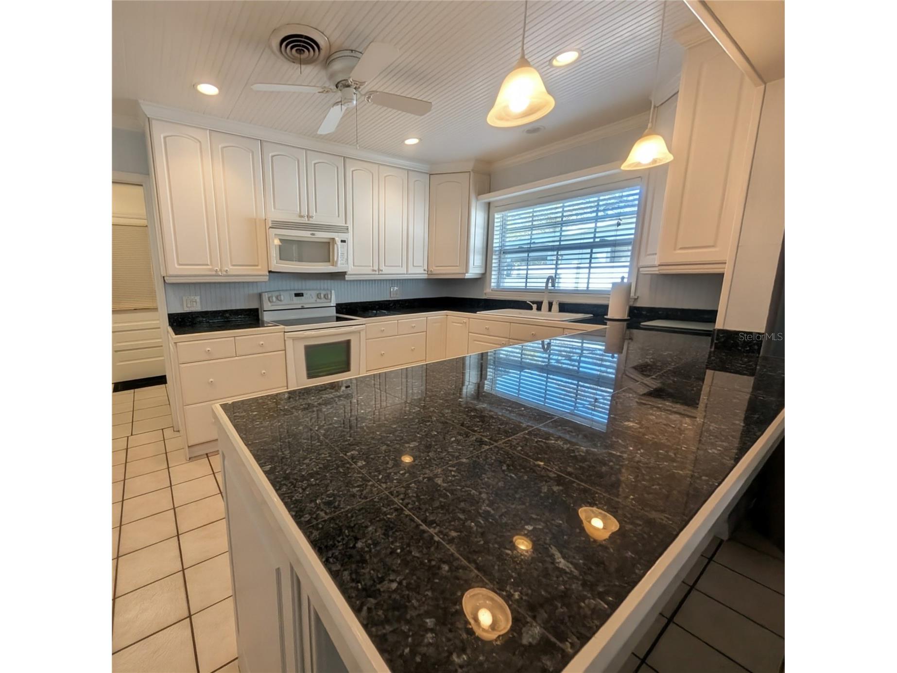 5041 Myrtle Lane Madeira Beach FL 33708 TB8487553 image7