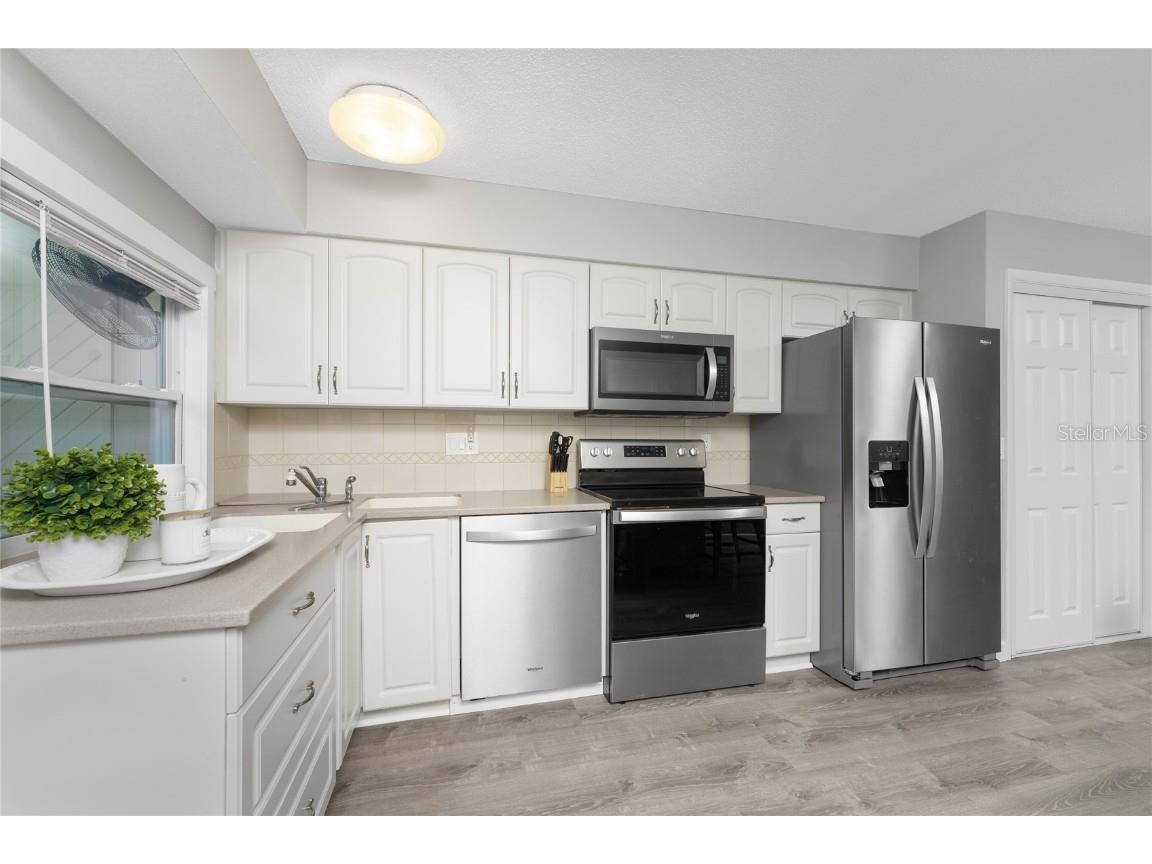 5041 N Beach Rd. #4-A Englewood FL 34223 D6139628 image8