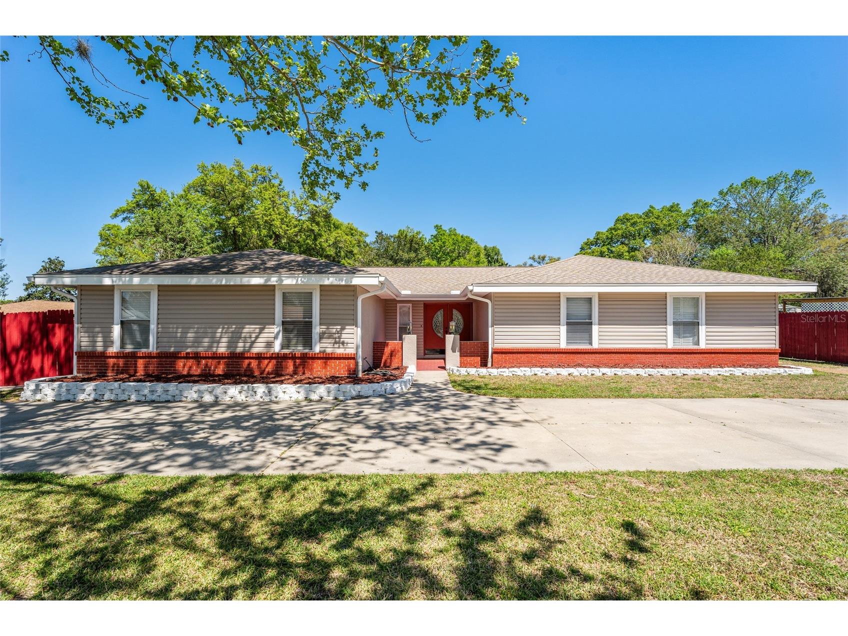 5041 NE 4th Street Ocala FL 34470 OM717748 image1