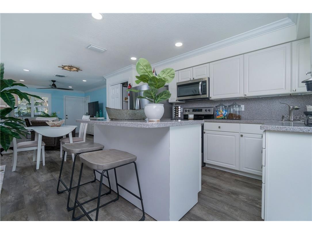 5041 N Beach Rd. #3-A Englewood FL 34223 - LEMON BAY D6114534 image12