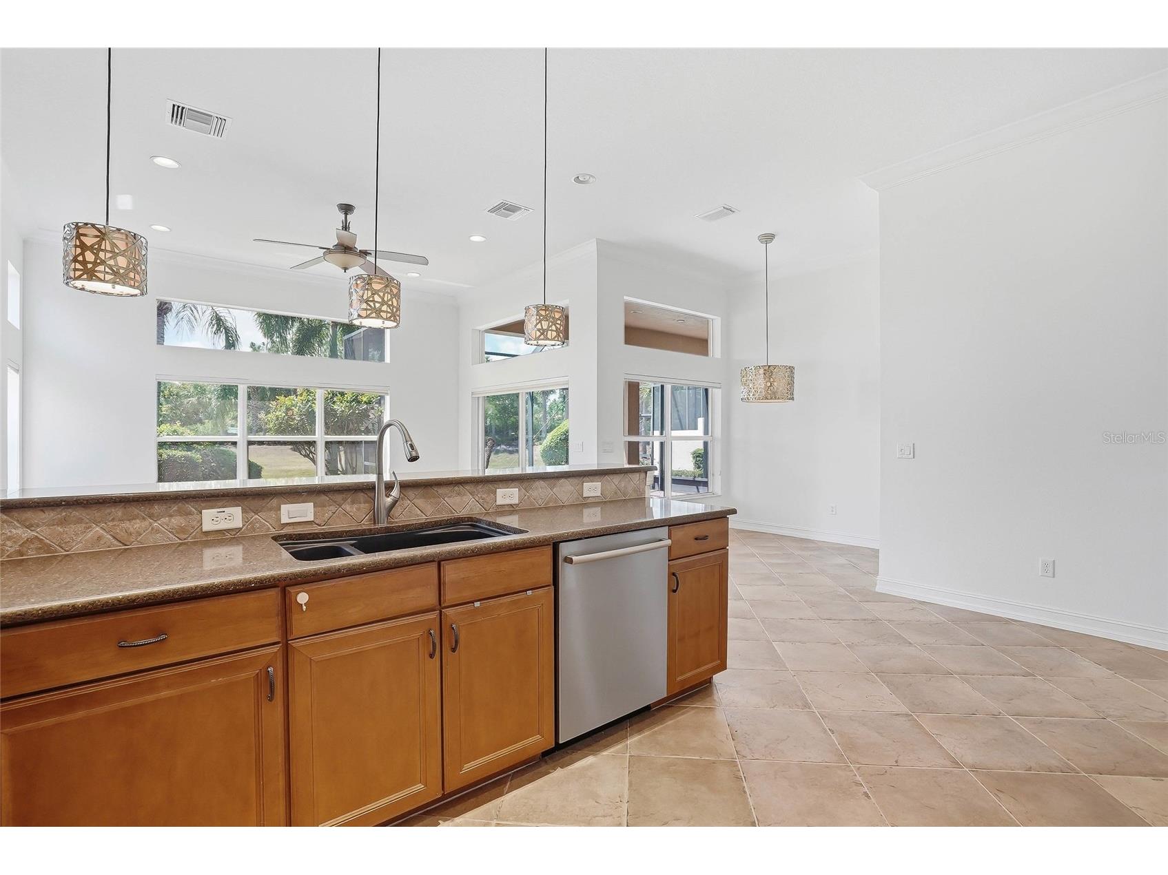 5042 Sandy Brook Circle Wimauma FL 33598 TB8505241 image12