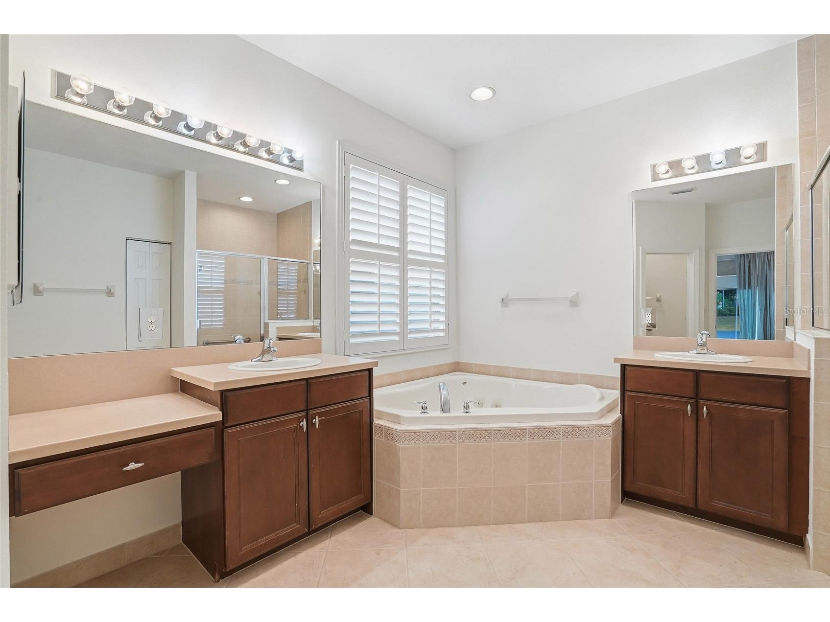 5042 Sandy Brook Circle Wimauma FL 33598 TB8505241 image34