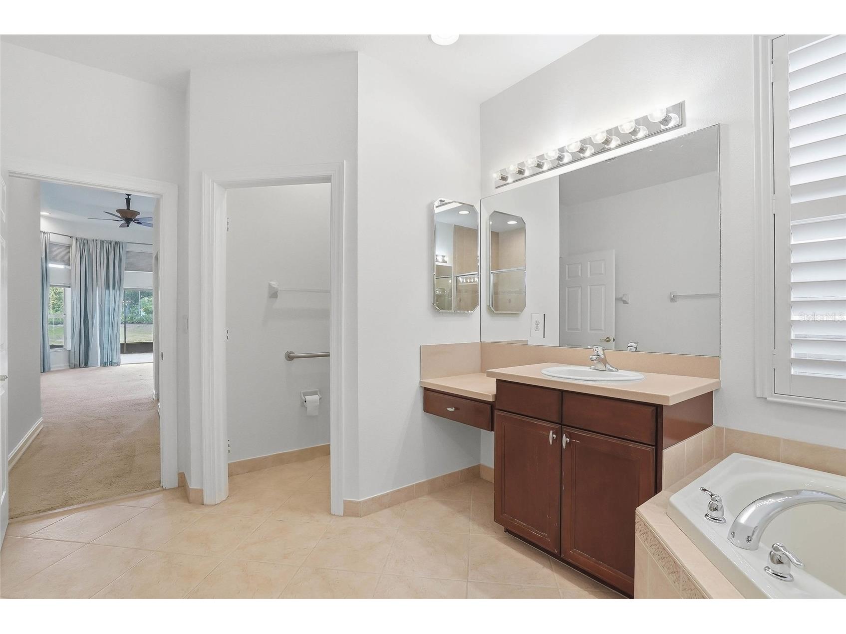5042 Sandy Brook Circle Wimauma FL 33598 TB8505241 image36