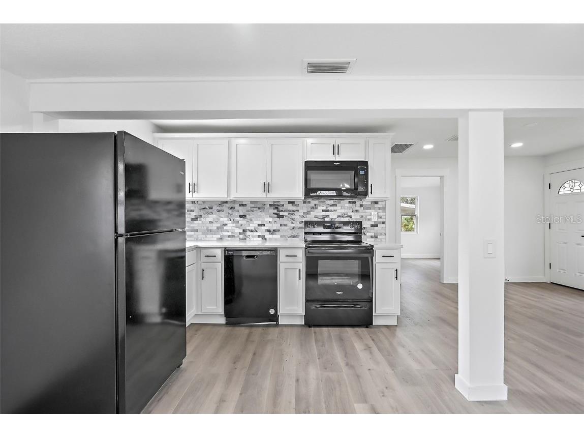 5044 5th Avenue N Saint Petersburg FL 33710 TB8442553 image11